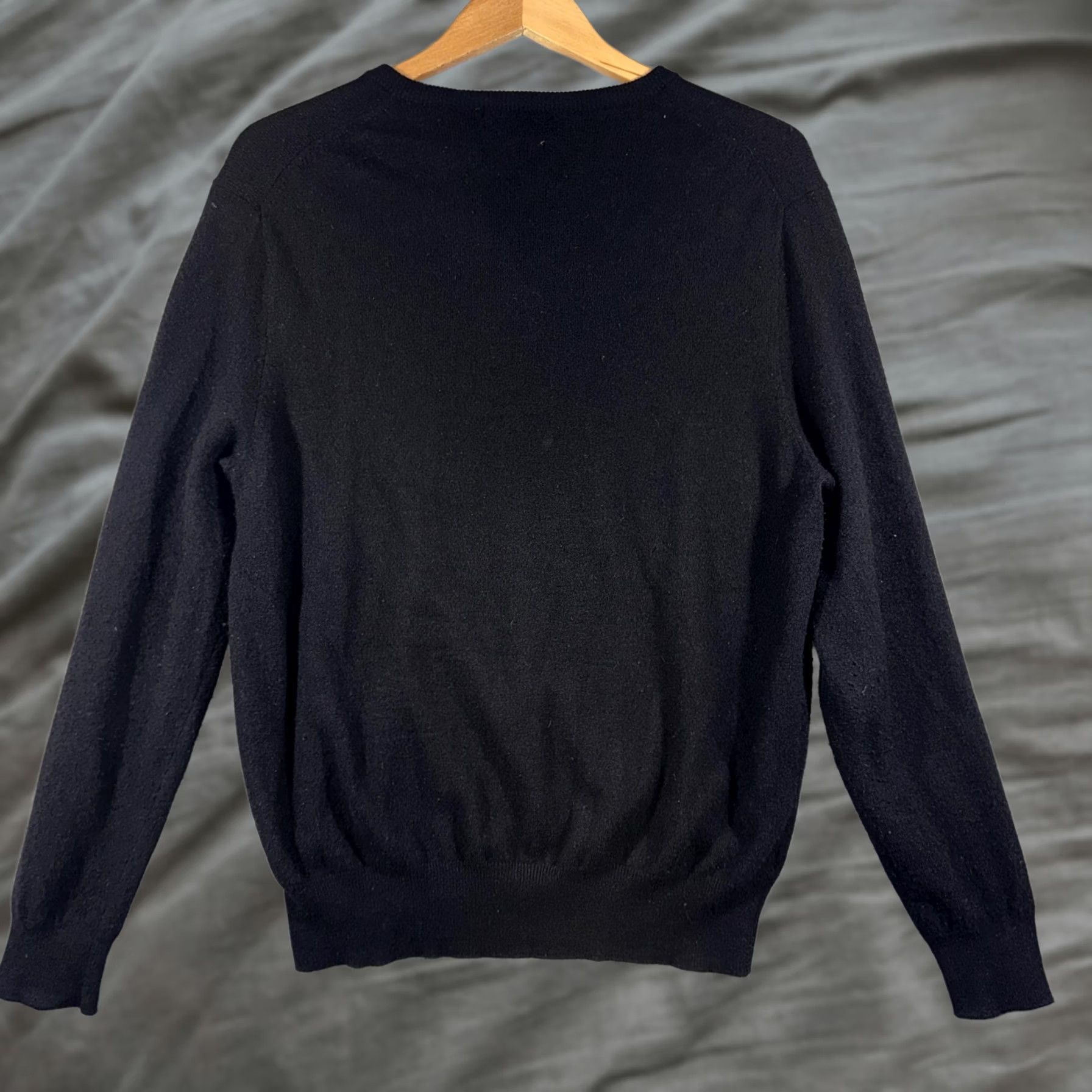 Polo Ralph Lauren Polo Ralph Lauren Sweater Men's L Black Merino Wool V-Neck Pullover Knit Size US L / EU 52-54 / 3 - 1 Thumbnail