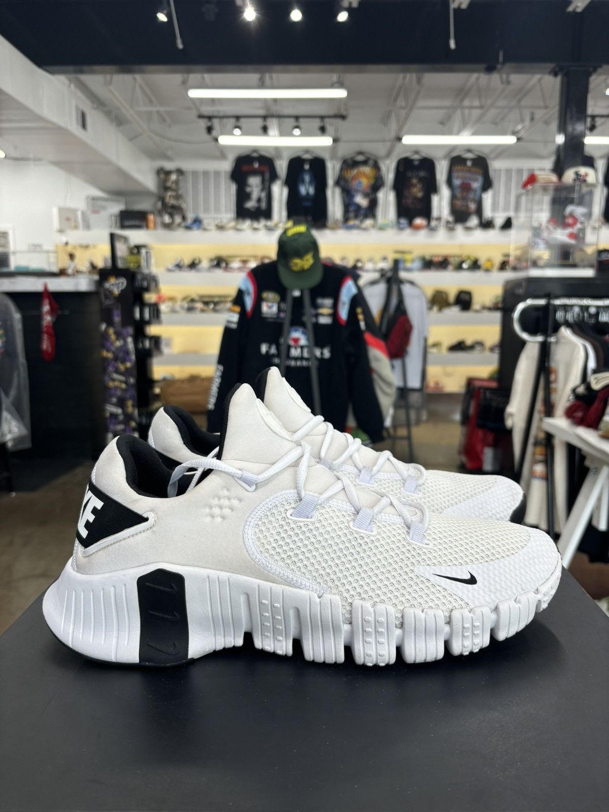 Nike Nike Free Metcon 4 White Black Sz. 14 Size US 14 / EU 47 - 7 Thumbnail