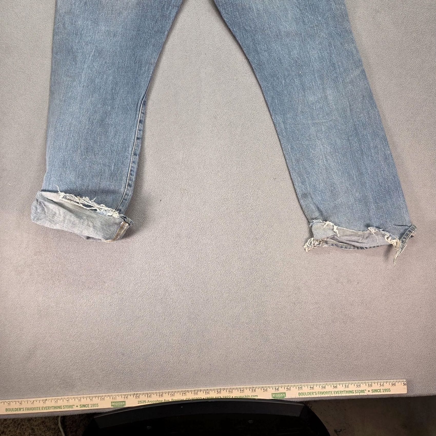 Levi's Vintage Levi's 501 Jeans Mens Light Wash Distressed Button 36x30 Denim Blue Straight Classic 90s Mens Size US 36 / EU 52 - 4 Thumbnail