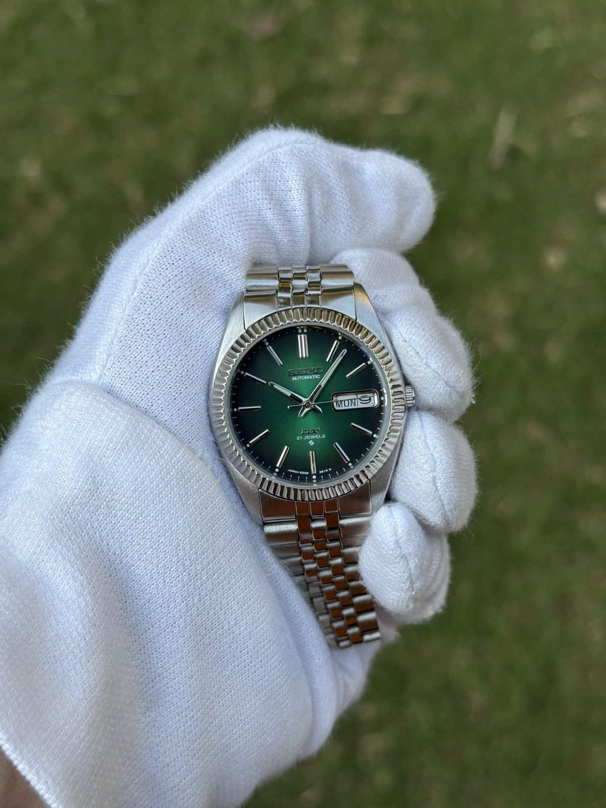 Seiko Seiko 5 DX Fluted Bezel Automatic 6309 Japanese mens Watch Size 36 - 3 Thumbnail