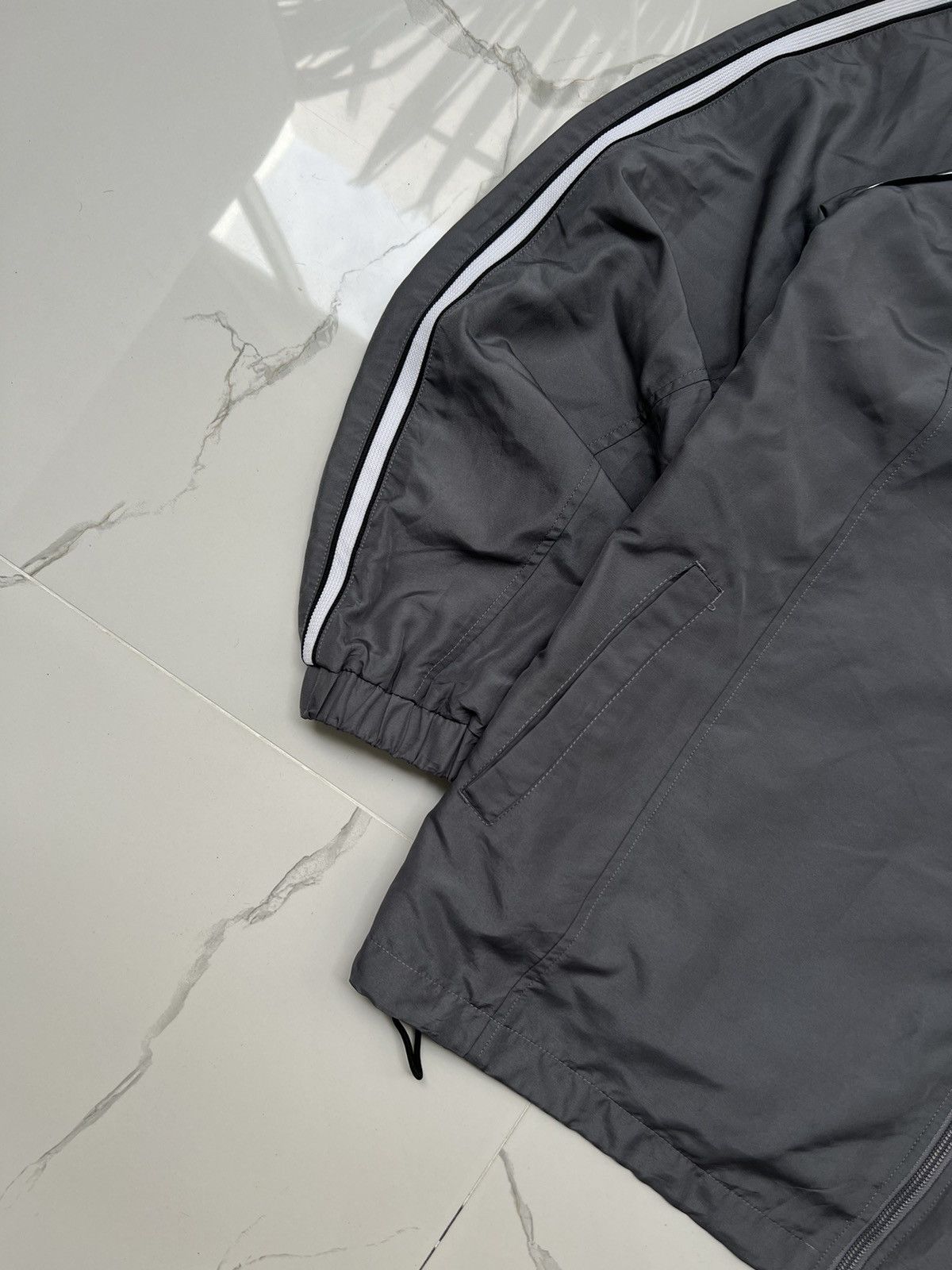 Nike × Vintage 90's NIKE RETRO MULTI SWOOSH LOGO Y2K BOXY LOOSE FIT JACKET Size US XL / EU 56 / 4 - 3 Thumbnail