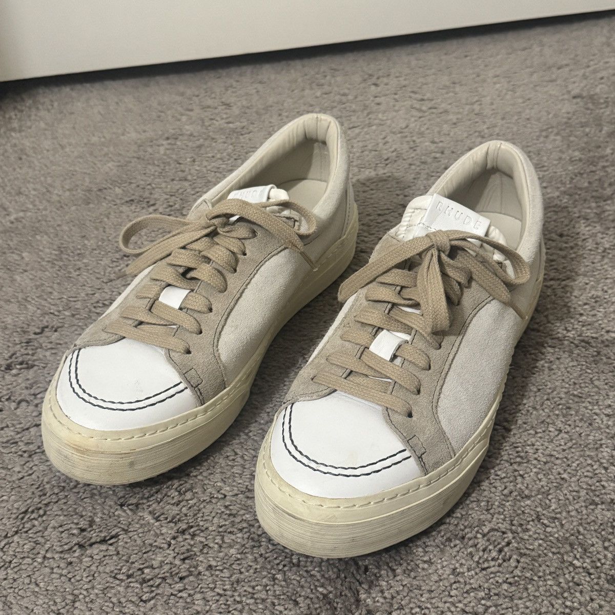 Rhude RHUDE V1 Low Sneakers in White Size US 7 / EU 40 - 1 Thumbnail