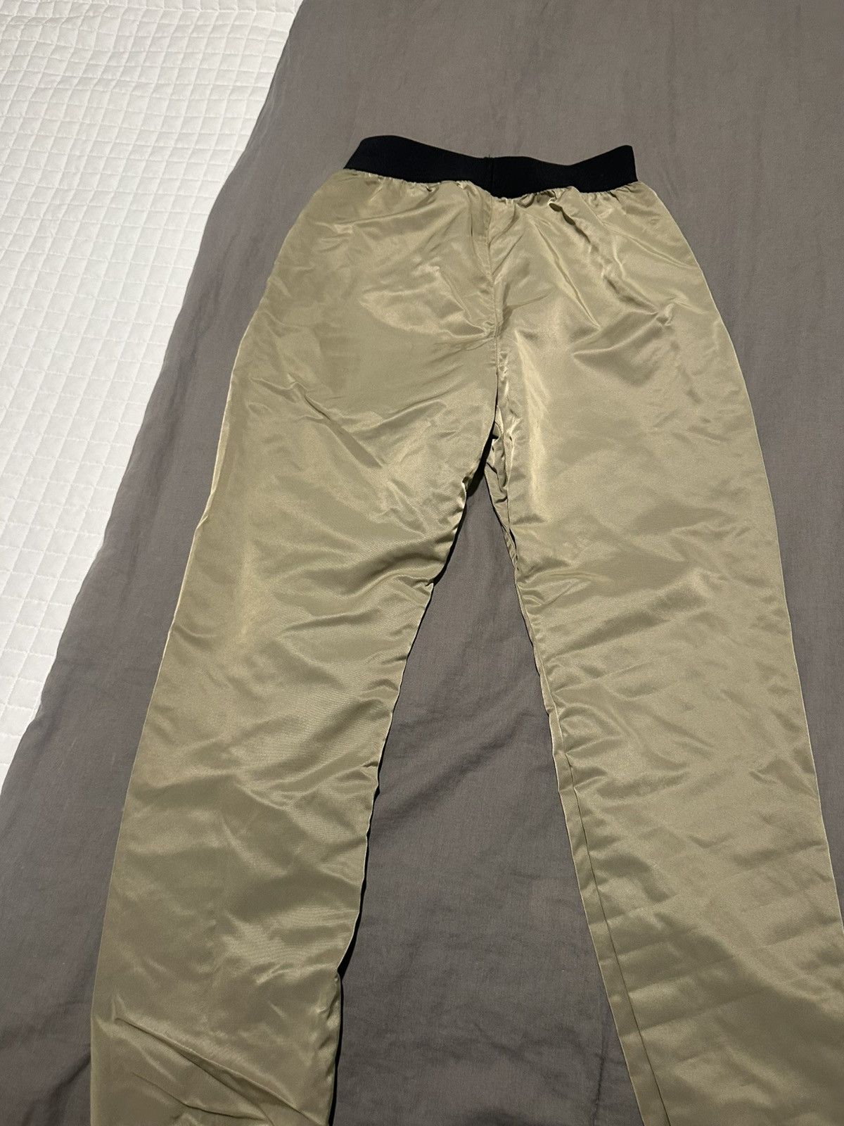 Fear of God Fear of God ESSENTIALS Nylon Pants – Tan Size US 29 - 7 Thumbnail