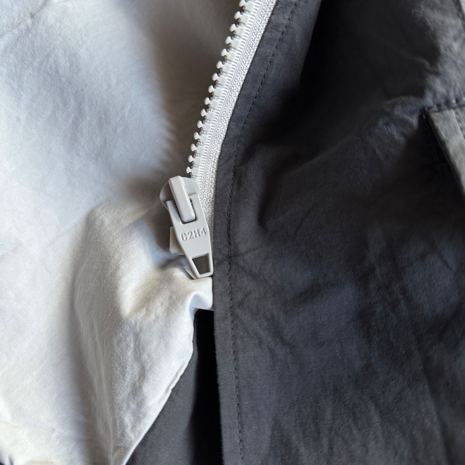 C2H4 C2H4 System on Carbon Asymmetric Pockets Jacket 9448AC Size US L / EU 52-54 / 3 - 11 Thumbnail