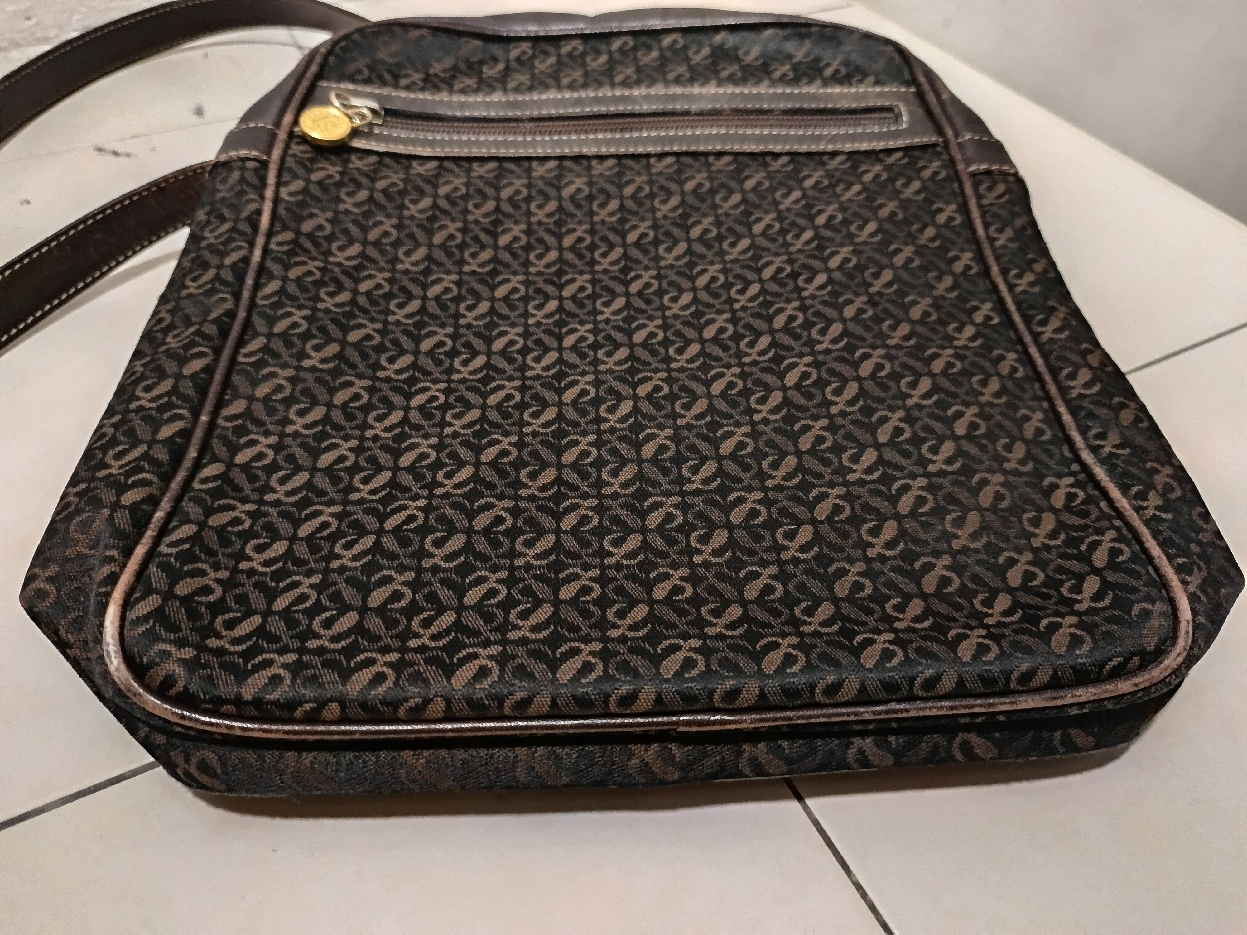 Loewe Vintage loewe anagram monogram bag Size ONE SIZE - 4 Thumbnail