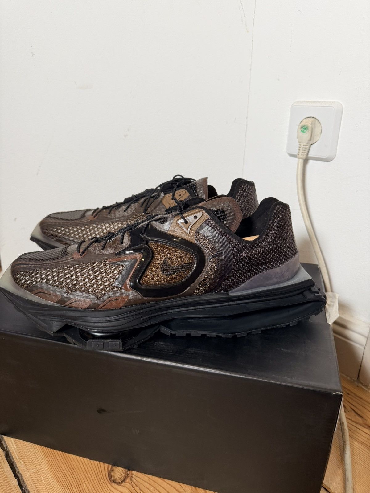 Nike Nike x MMW Zoom 004 “Baroque Brown / Black” DS, US 13 Size US 13 / EU 46 - 2 Thumbnail