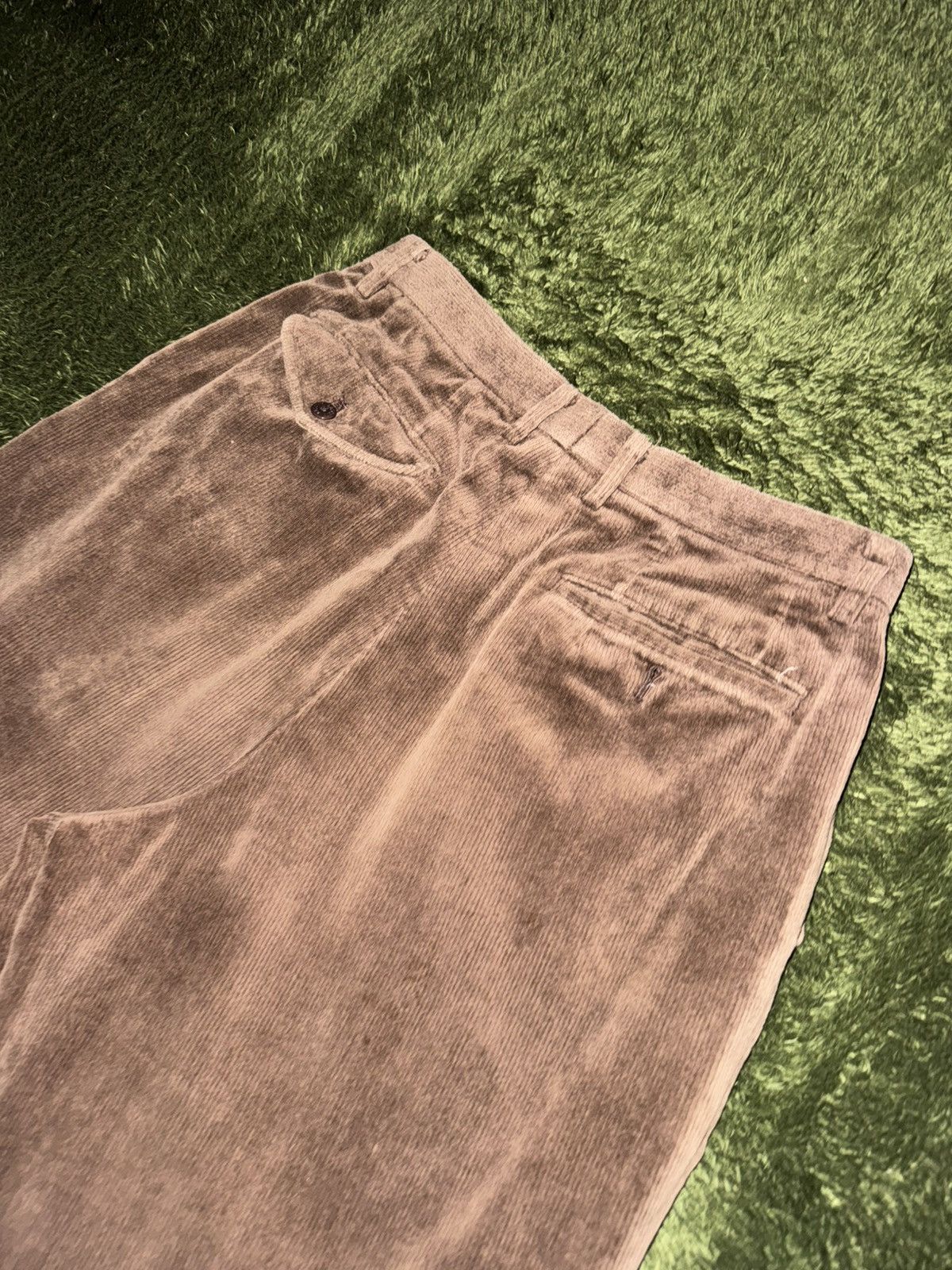 Lacoste [3] 00s Lacoste Japan Release Corduroy Two-Tuck Trousers Size US 31 - 8 Thumbnail