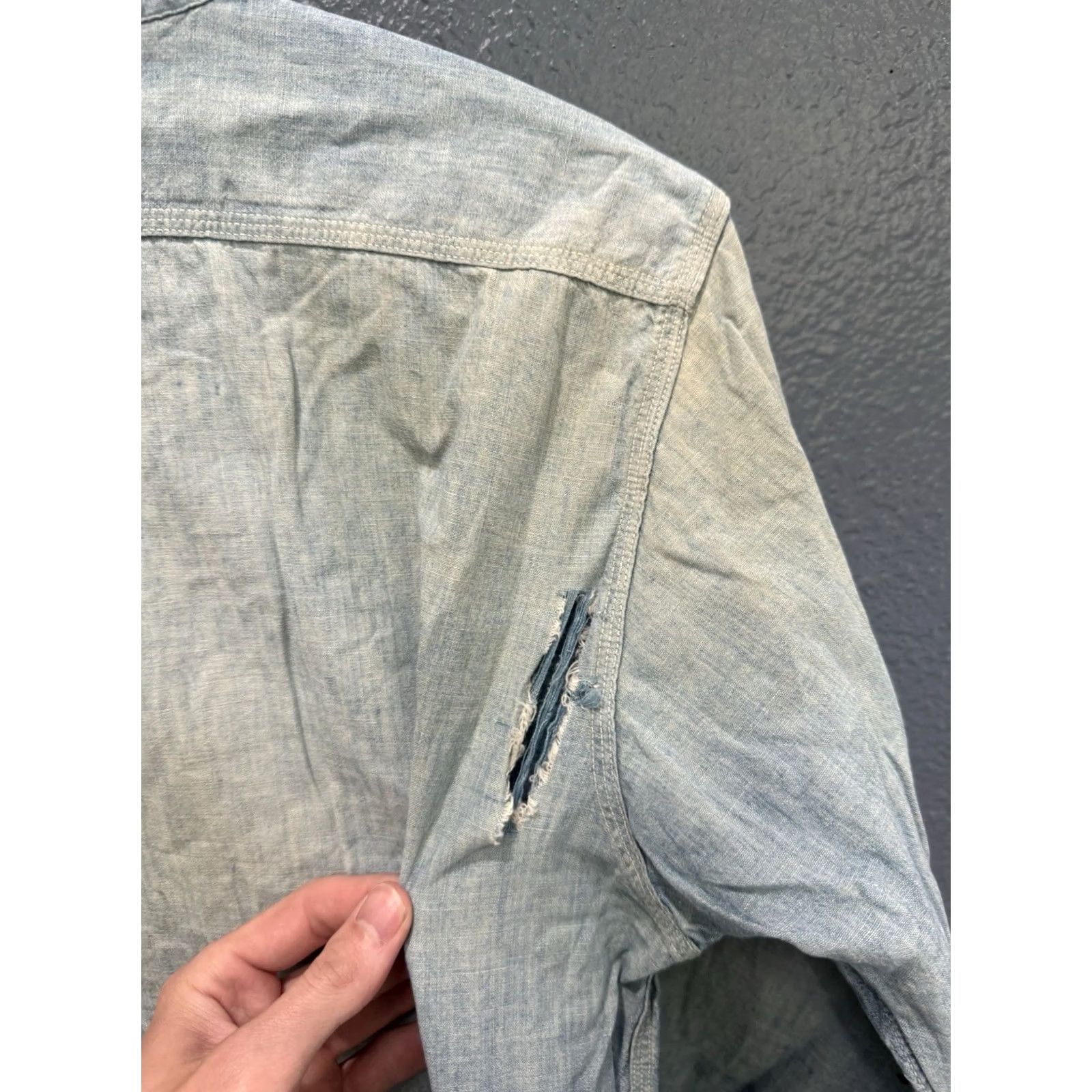 Vintage VINTAGE Homesteader Shirt Mens Large 1940s Sanforized Chambray Cotton Button Up Size L Size US L / EU 52-54 / 3 - 6 Thumbnail