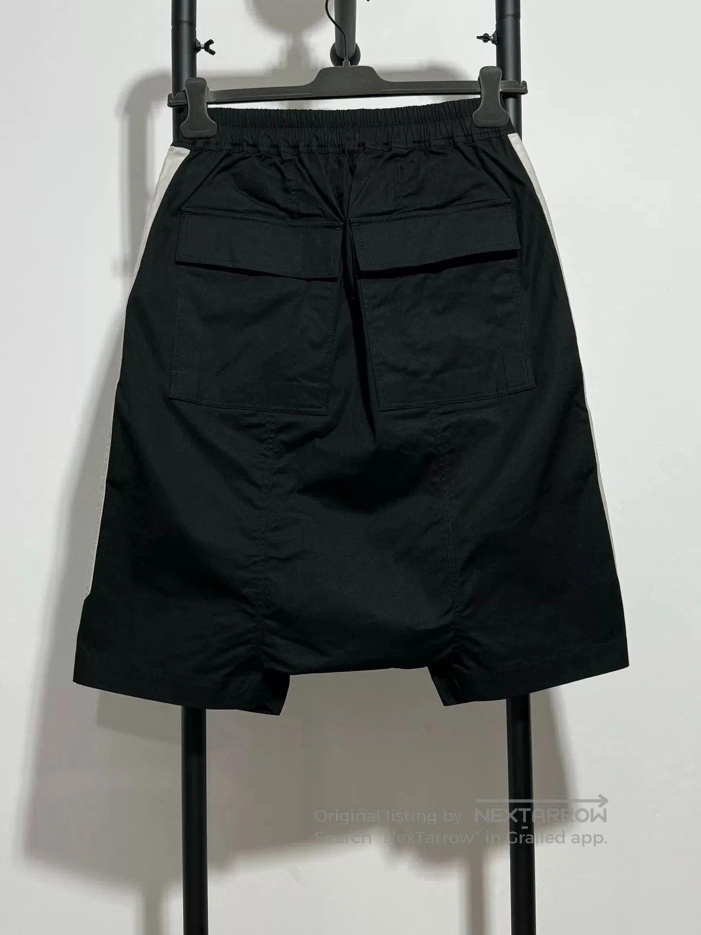 Rick Owens rick owens ro black shorts for men. Size US 38 / EU 54 - 2 Thumbnail