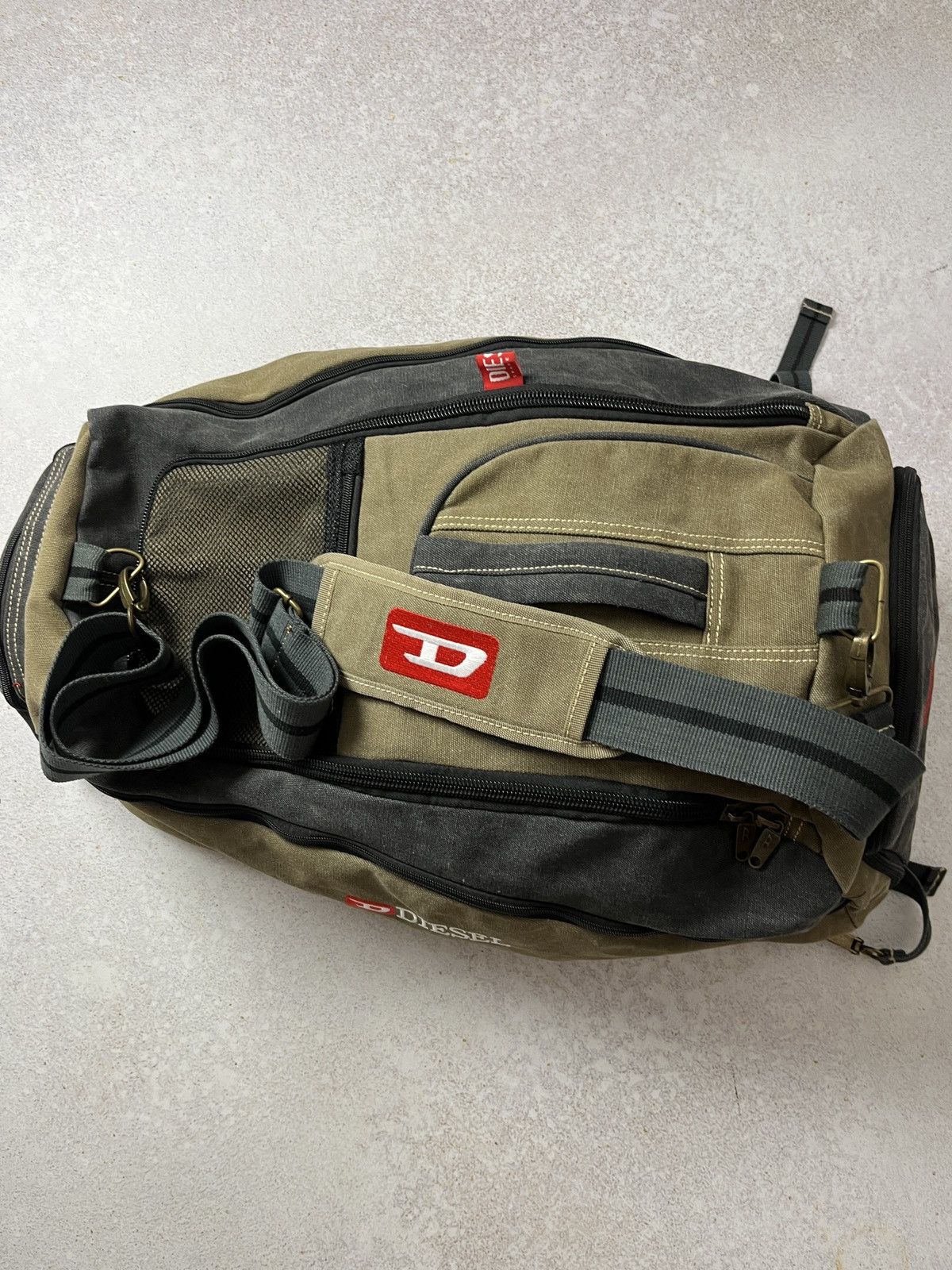 Diesel Vintage DIESEL Archive Y2K Military Shoulder Travel Bag Rare Size ONE SIZE - 13 Thumbnail