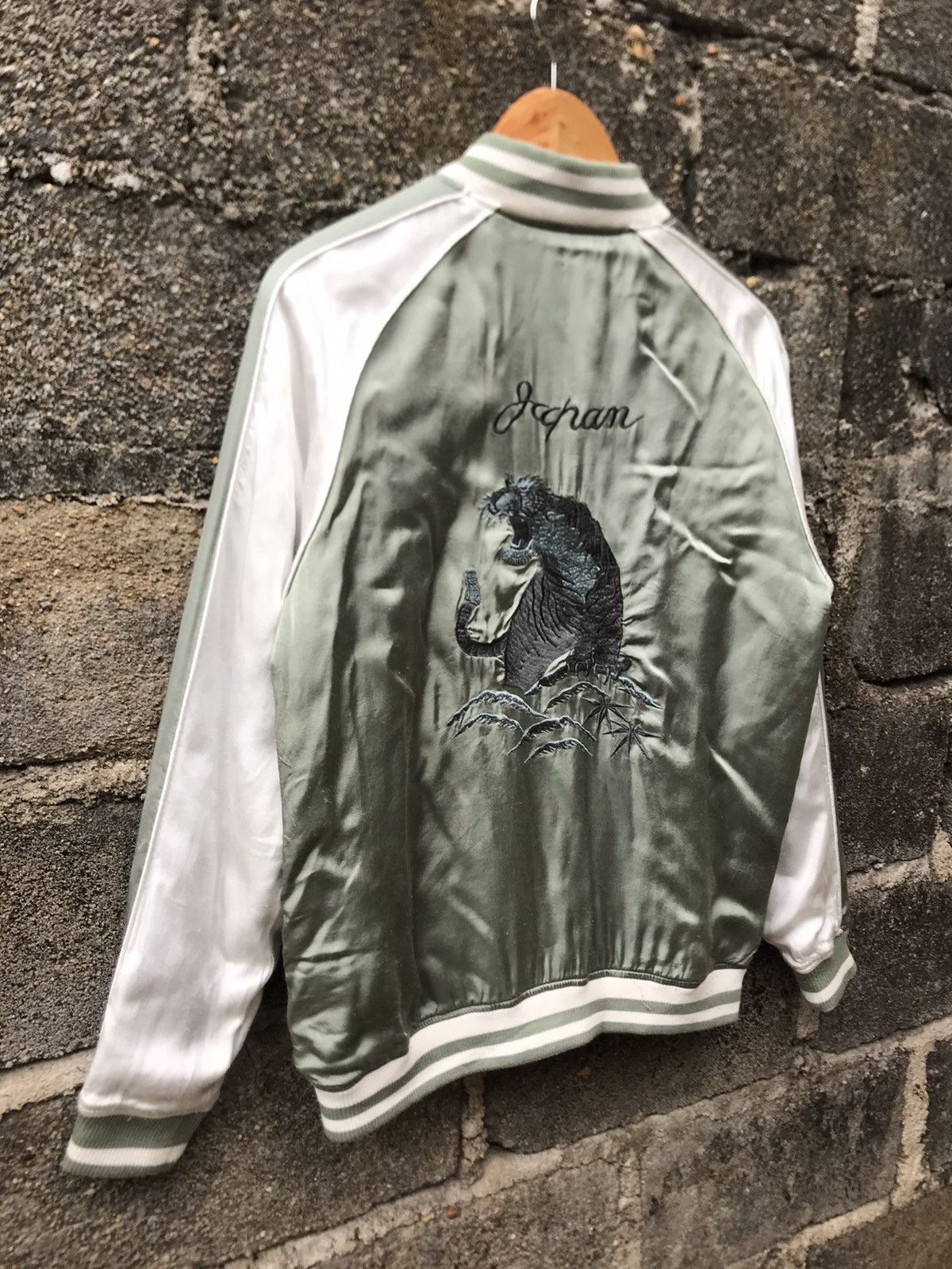 Japanese Brand 💥Sukajan Japanese Universal Style Wear Tiger Logo Zip Jacket Size US M / EU 48-50 / 2 - 10 Thumbnail