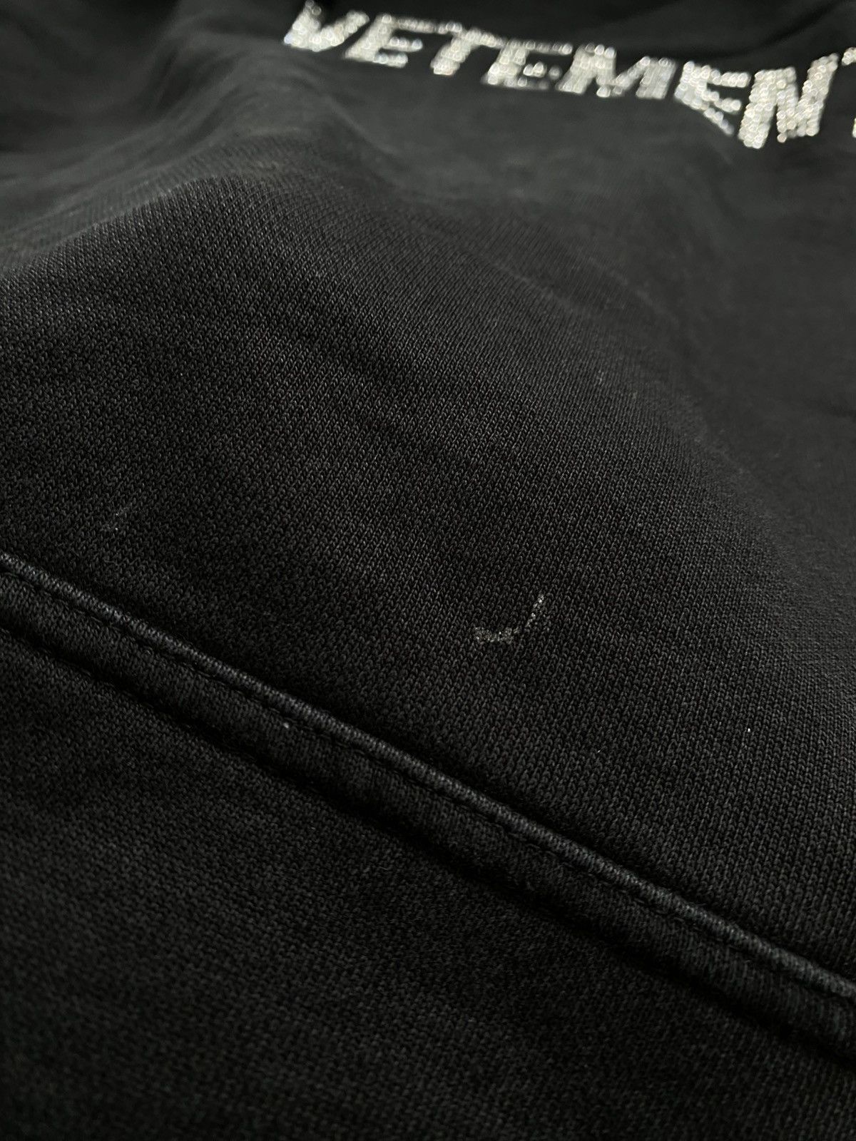 Vetements Vetements Rhinestones Logo Dense Hoodie Size US L / EU 52-54 / 3 - 8 Thumbnail