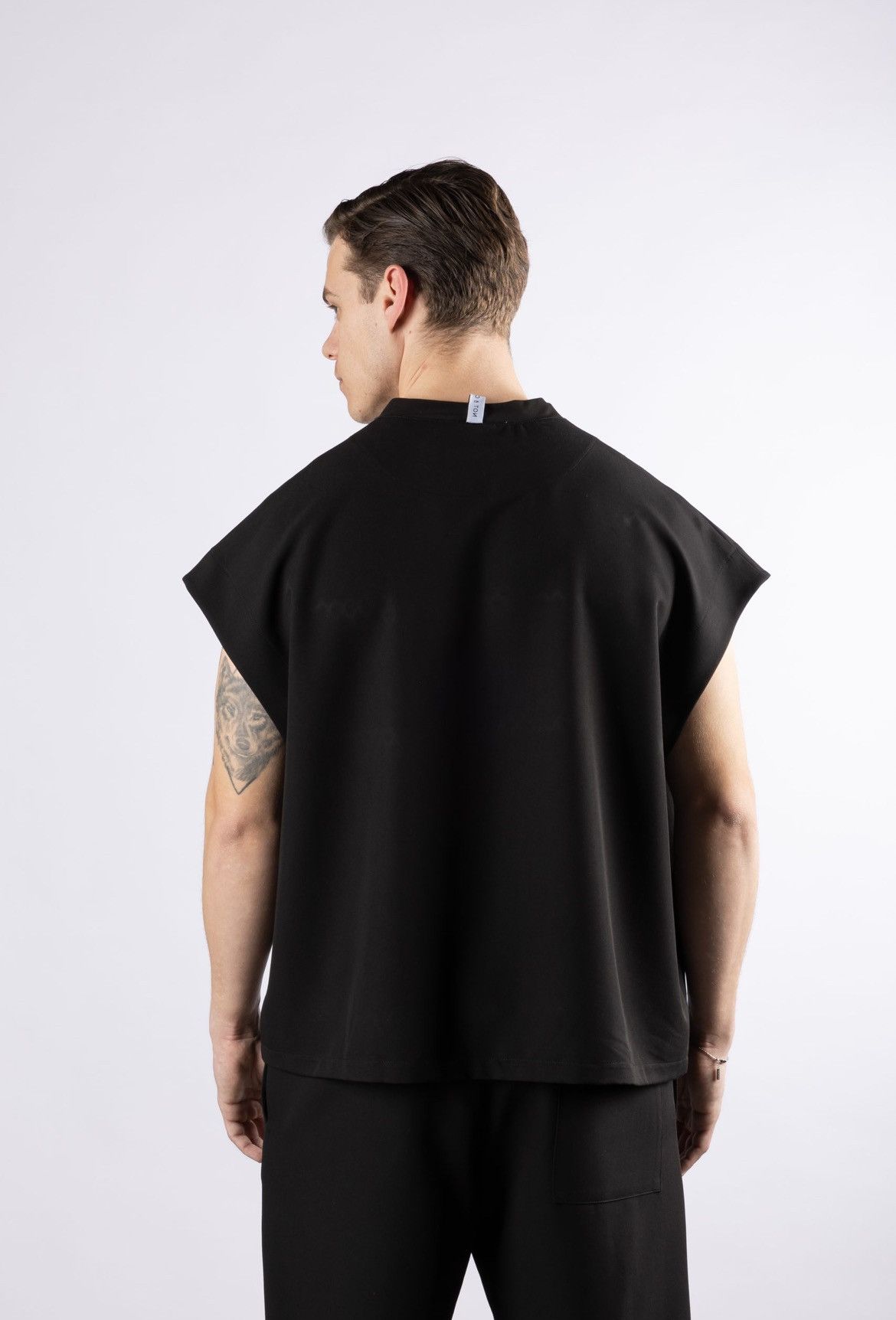 Other Not a common box tank top - black (One Size - M/L) Size US M / EU 48-50 / 2 - 6 Thumbnail