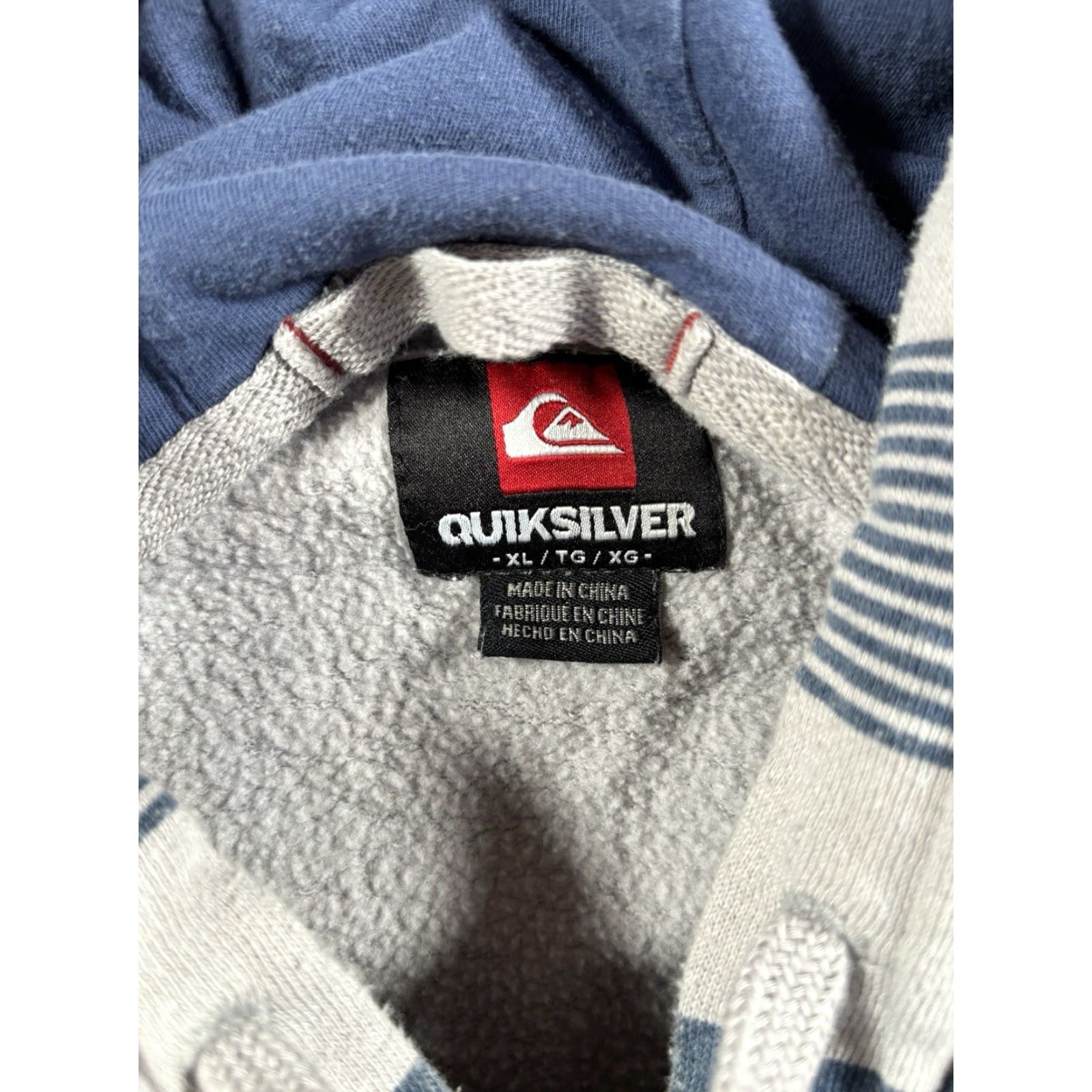 VINTAGE Quiksilver Hoodie Jacket Full Zip Adult XL Striped Multicolor Logo 90s Skater Mens