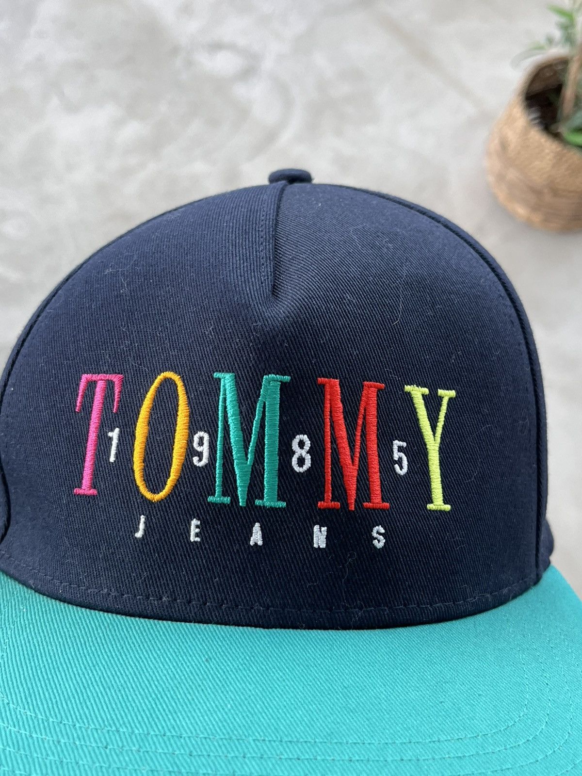 Tommy Hilfiger Vintage Tommy Hilfiger Snapback Cap Rap Y2K Logo New hat Size ONE SIZE - 6 Thumbnail