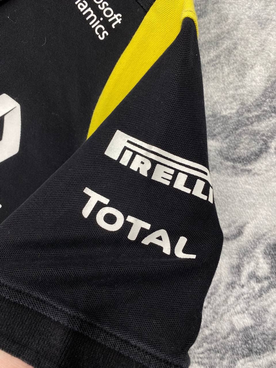 Vintage Infiniti Renault Racing Team Sport Formula F1 Polo Shirt Size US M / EU 48-50 / 2 - 6 Thumbnail