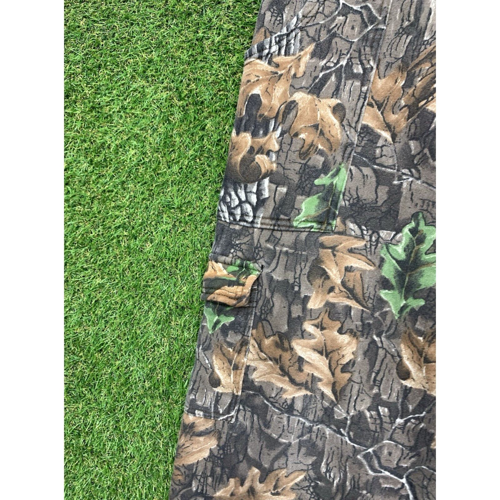Jerzees VINTAGE Jerzees Camo Sweatpants Mens 2XL Outdoors Trebark Bigwoods Baggy Cargo Pants Sweatpants Brown Camouflage 90s Mens Size US 39 - 3 Thumbnail