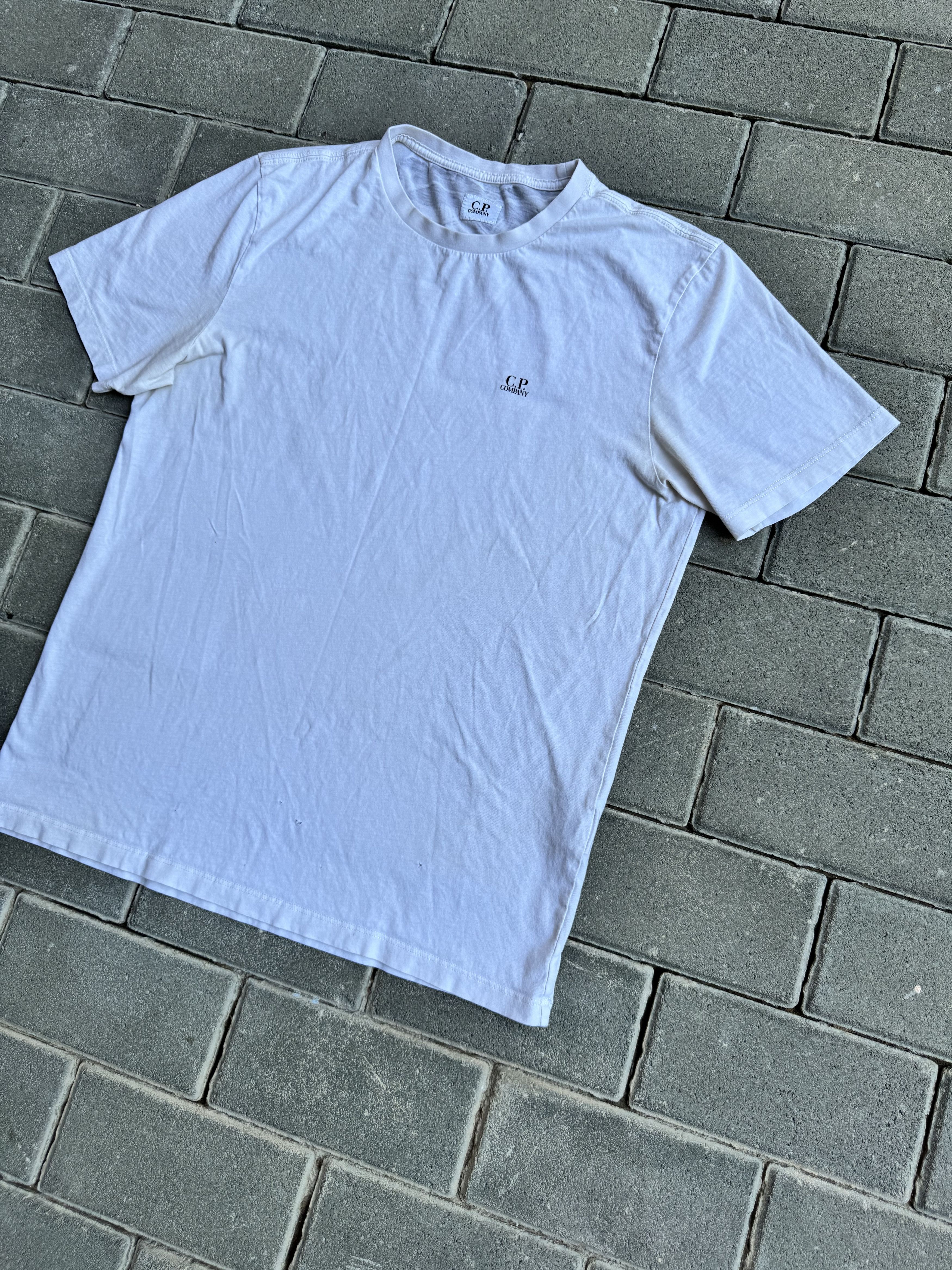 C.P. Company C.P Company White T-Shirt Mens Lens Back Print Size US M / EU 48-50 / 2 - 3 Thumbnail