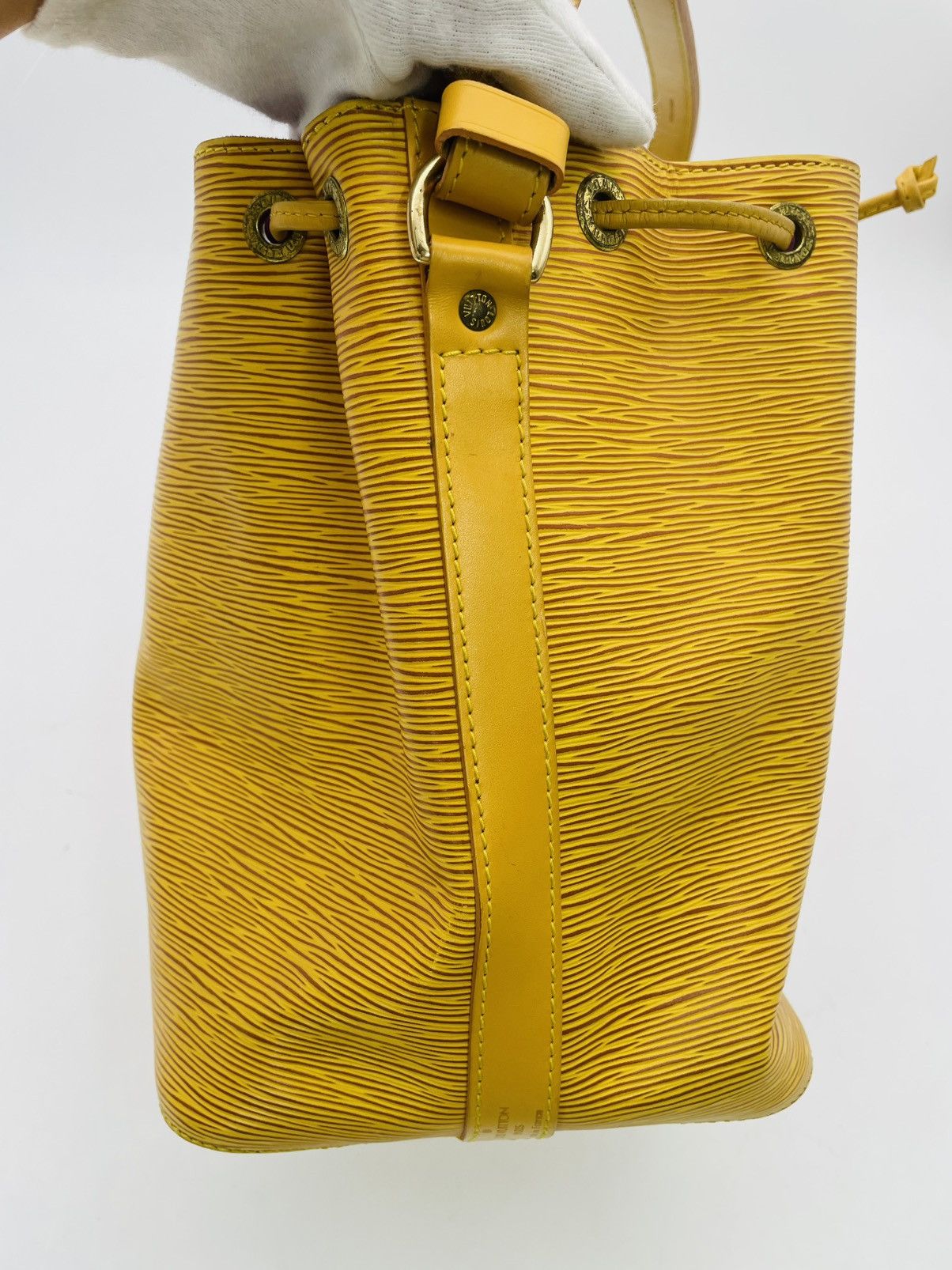 Louis Vuitton Epi Noe Yellow Leather Shoulder Bag M44109 Size ONE SIZE - 2 Thumbnail
