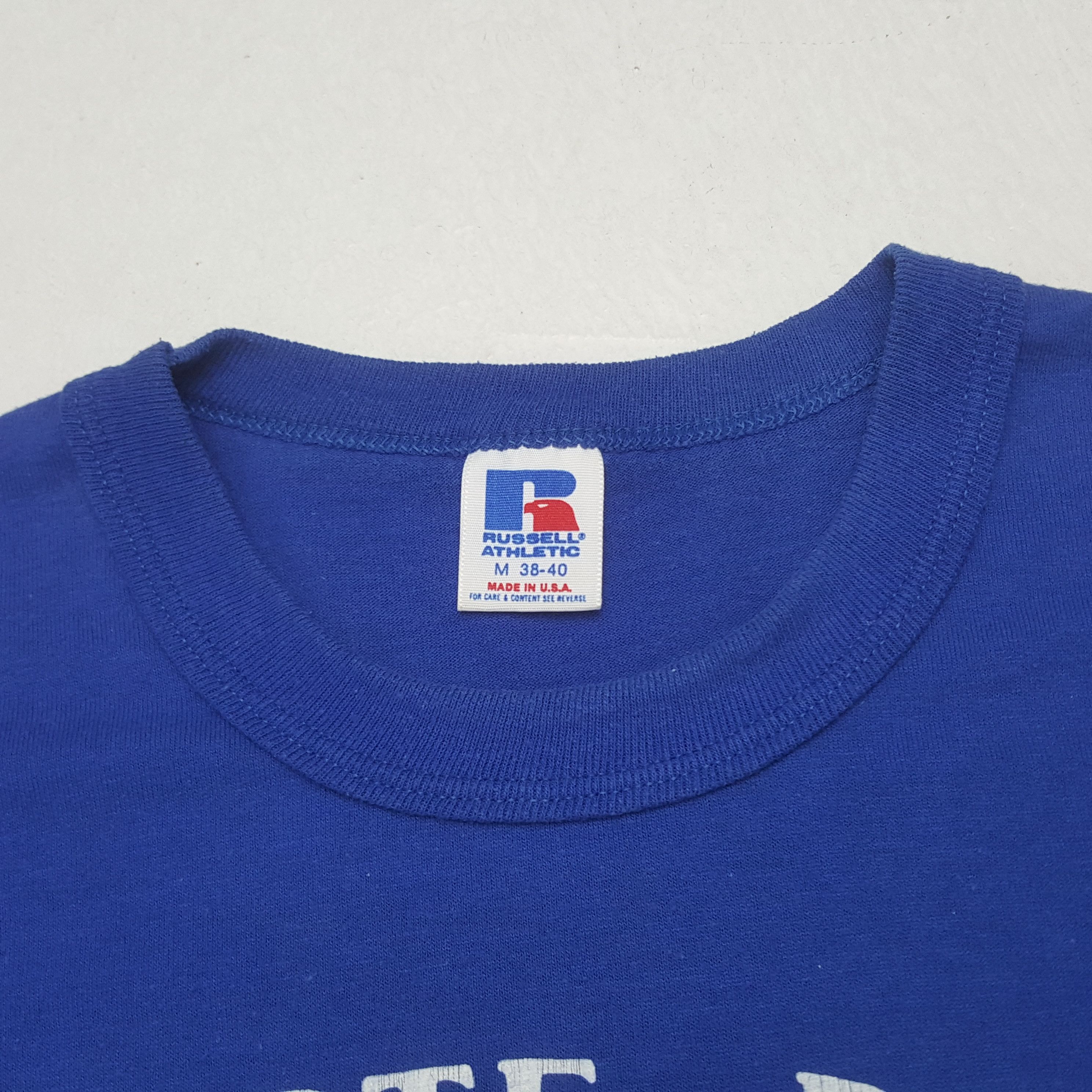 Russell Athletic Vintage 90’s Coyote Point Tshirt Size US M / EU 48-50 / 2 - 4 Thumbnail