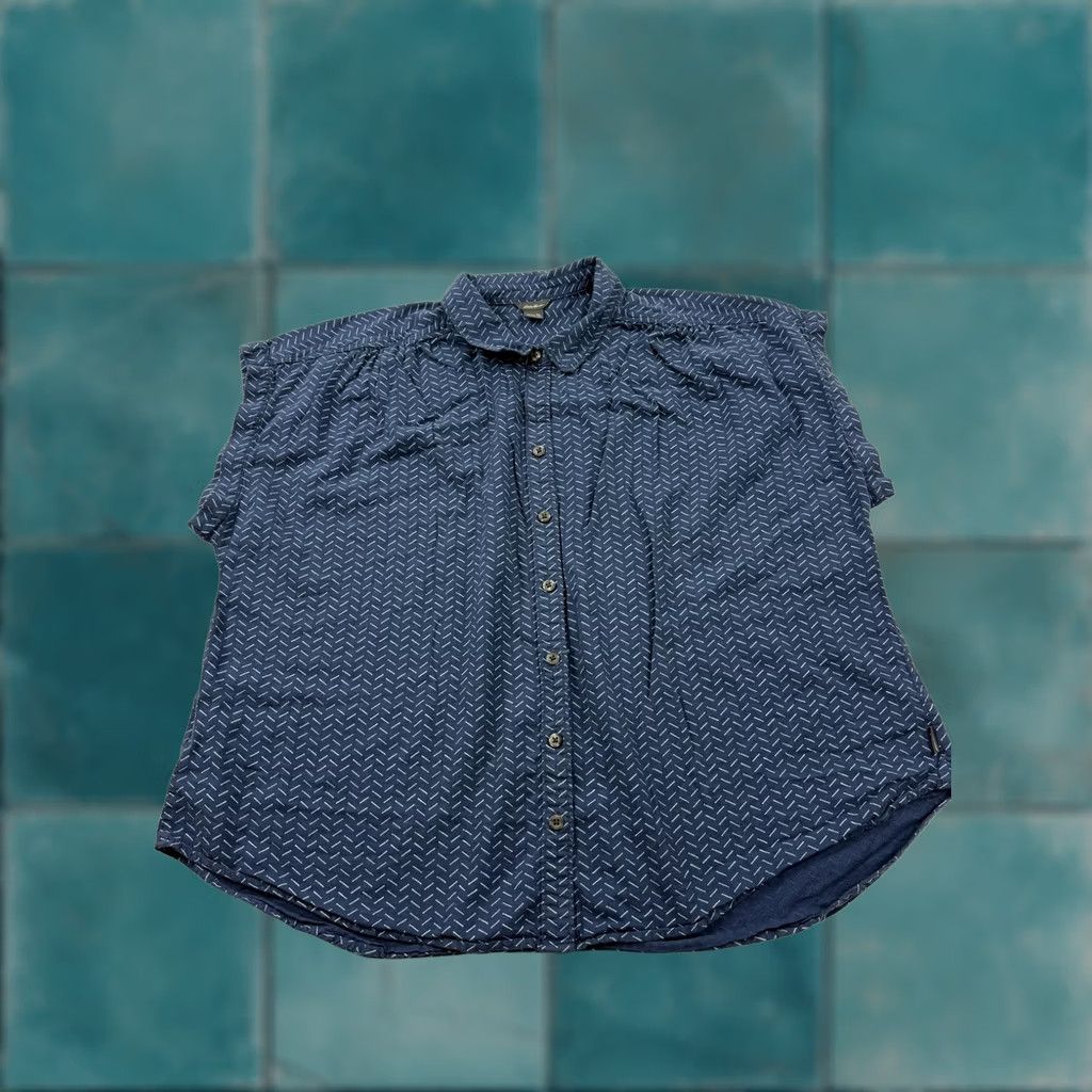 Eddie Bauer VINTAGE Eddie Bauer Shirt Womens XL Blue Geometric Print Button Front Cap Sleeve Top Size XL / US 12-14 / IT 48-50 - 1 Thumbnail