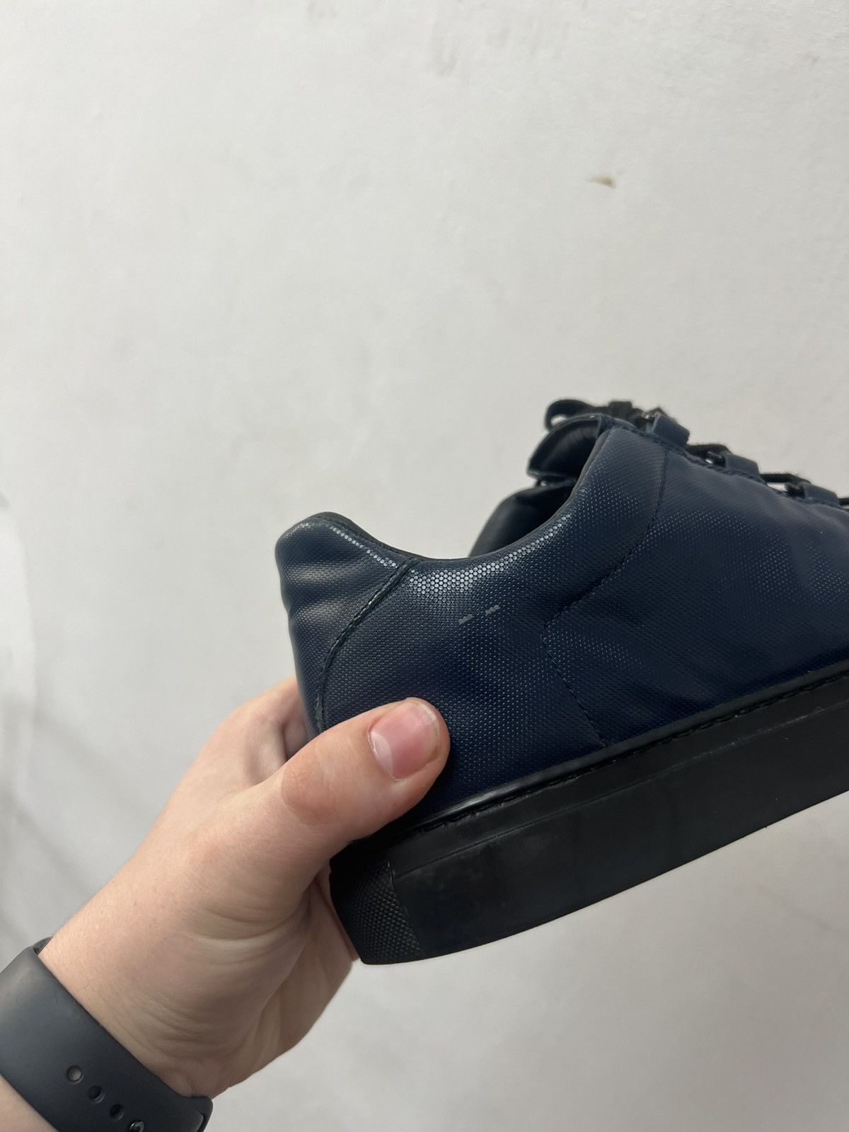 Balenciaga Balenciaga Arena Low Navy Blue Cracked Leather Sneakers Size US 8 / EU 41 - 16 Thumbnail