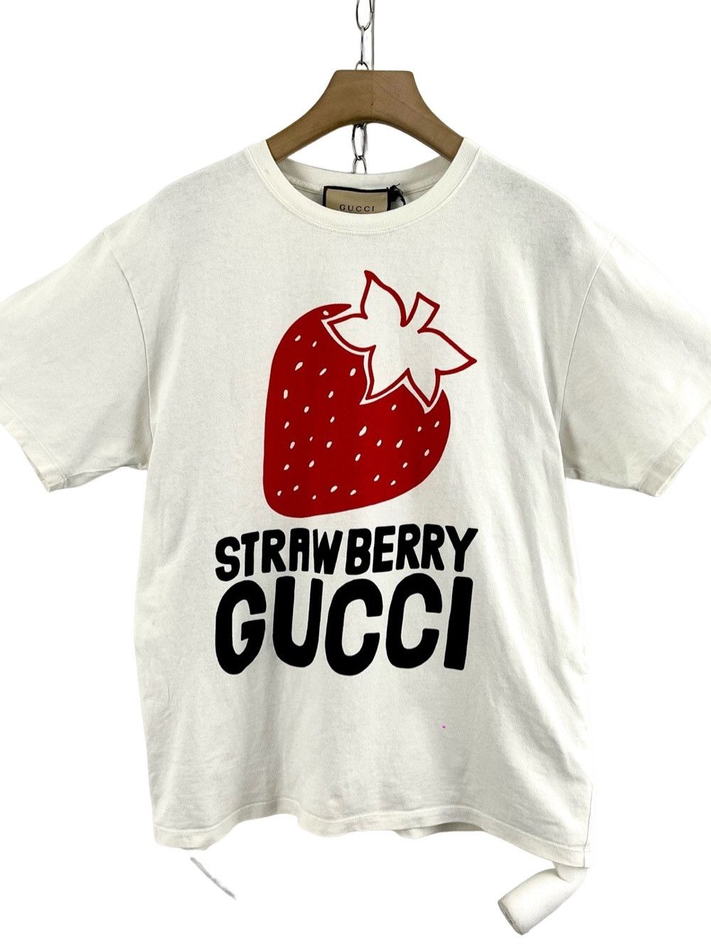 Gucci Gucci ''Strawberry'' t-shirt | Grailed