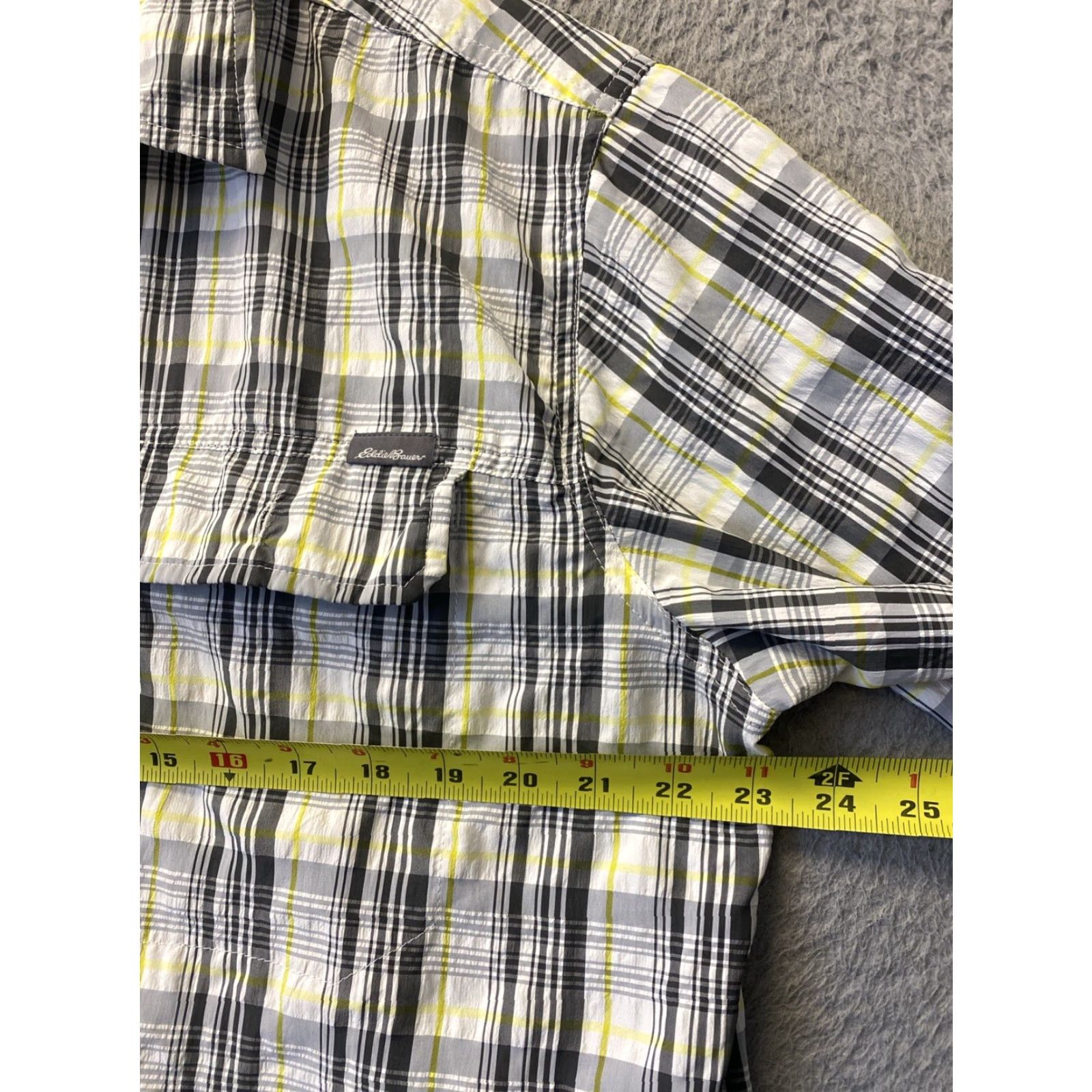 Eddie Bauer Eddie Bauer Travex Mens Short Sleeve Button Up Shirt Size TL Plaid /150-20 Size US M / EU 48-50 / 2 - 6 Thumbnail