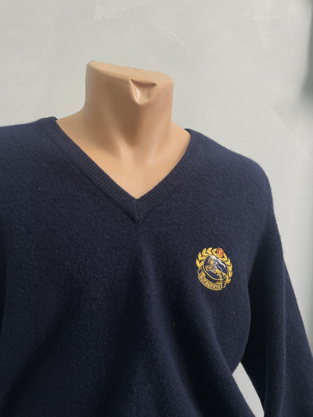 Burberry English classic Burberrys v neck wool sweater archive 2000s Size US M / EU 48-50 / 2 - 4 Thumbnail