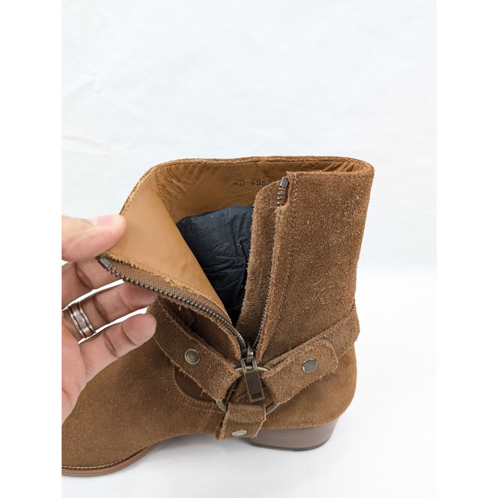 Saint Laurent Paris o1rshd1 Q:2 / Wyatt 40 Harness Boots in Camar 41.5 Size US 8.5 / EU 41-42 - 12 Thumbnail
