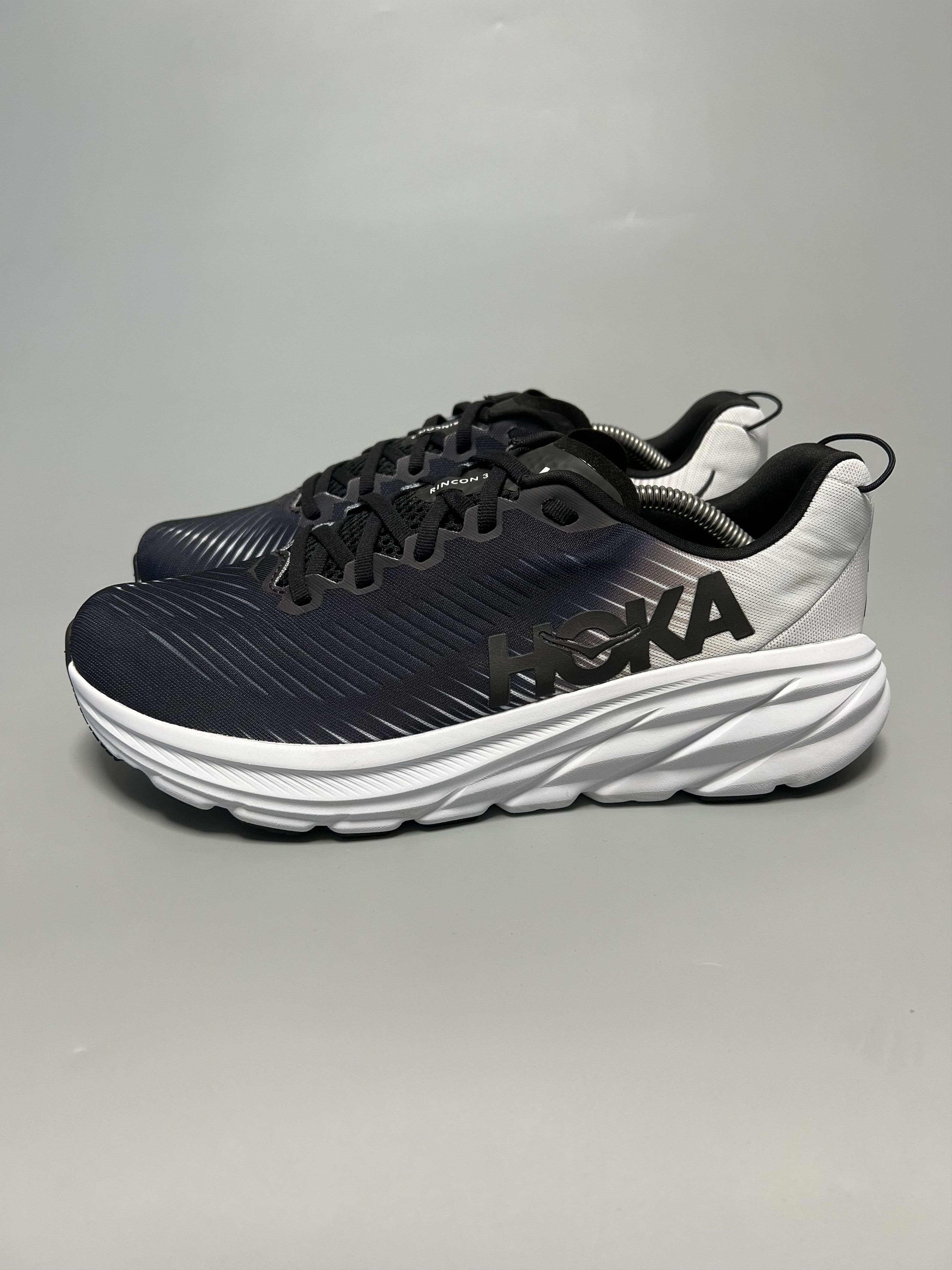Hoka 9.5 EE Hoka One One Rincon 3 Wide Men's Running Shoes Size US 9.5 / EU 42-43 - 2 Thumbnail