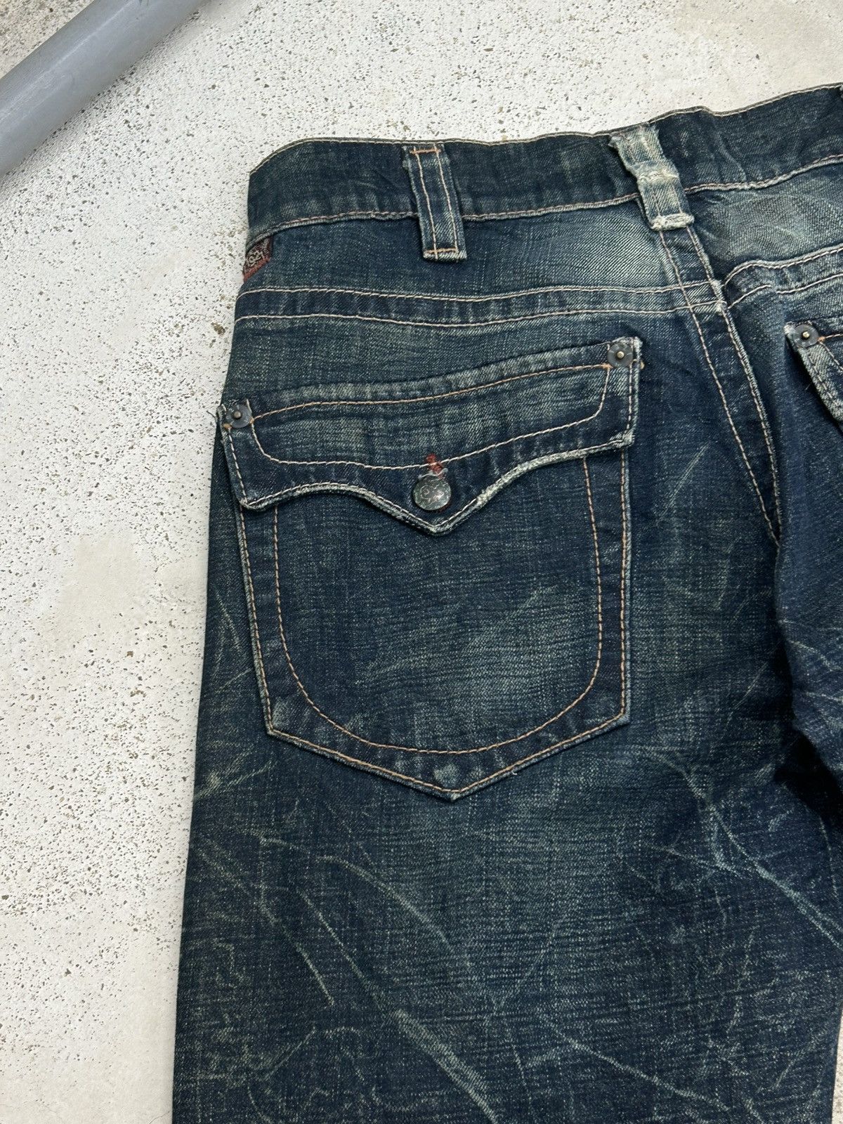Hysteric Glamour Vintage Extreme Flared Jeans 1927 Brand Distressed Denim Size US 34 / EU 50 - 14 Thumbnail