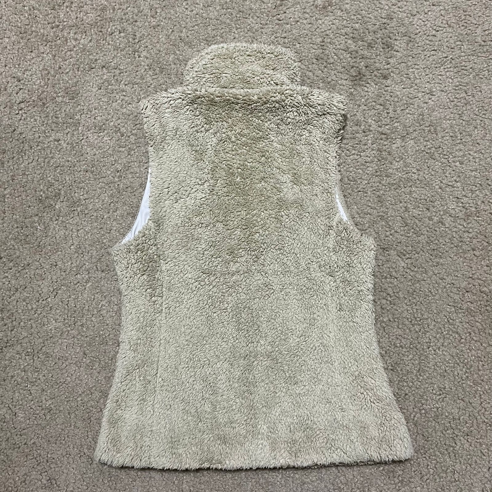 Patagonia Patagonia Women Vest Beige Sherpa Logo Patch Full Zip Size XS / US 0-2 / IT 36-38 - 2 Thumbnail