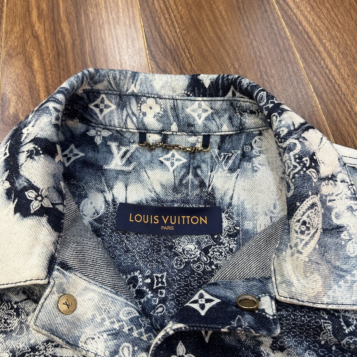 Louis Vuitton Louis Vuitton Bandana Denim Shirt Size US S / EU 44-46 / 1 - 3 Thumbnail