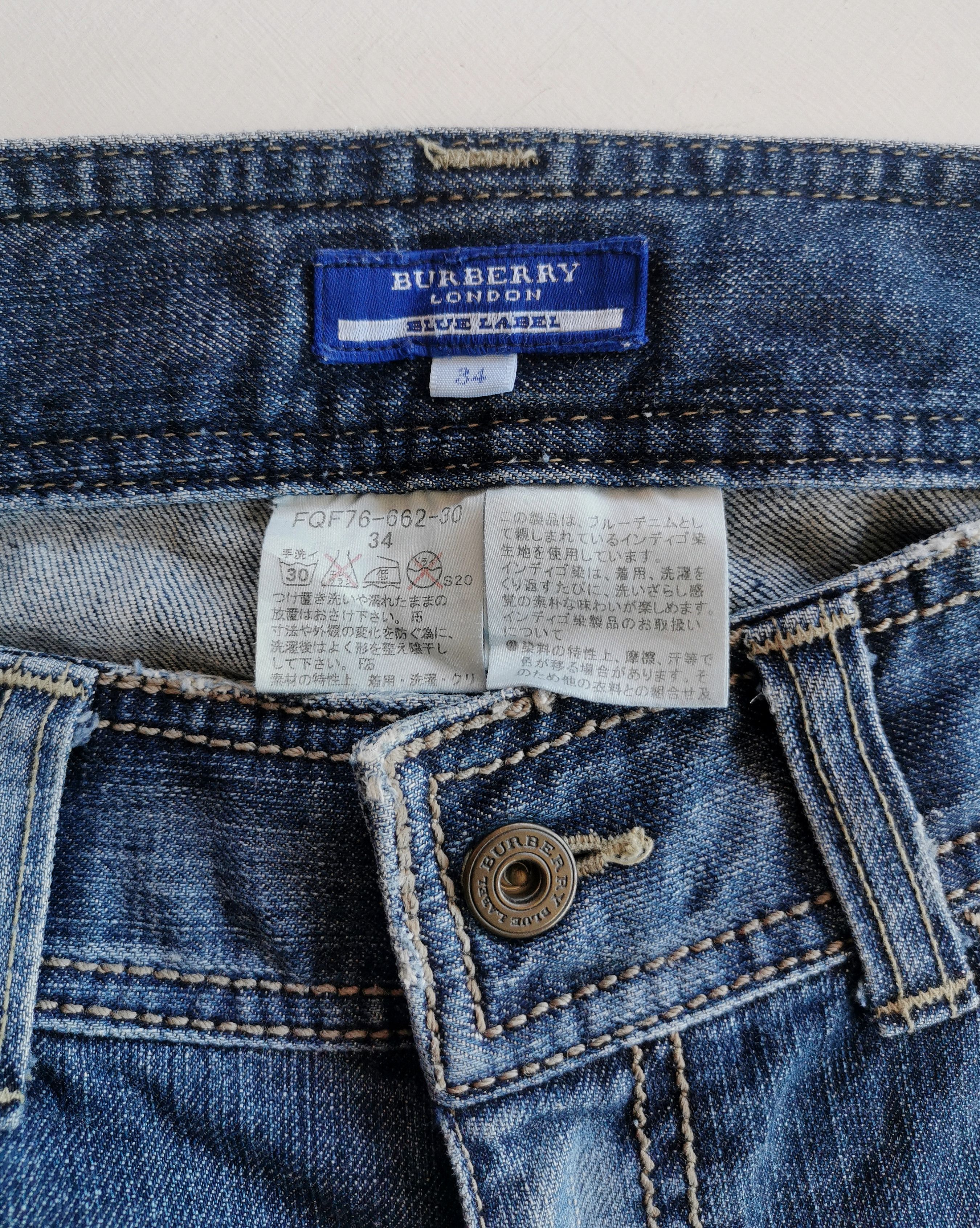 Burberry luxury burberry london blue label flared jeans Size 28" / US 6 / IT 42 - 3 Thumbnail