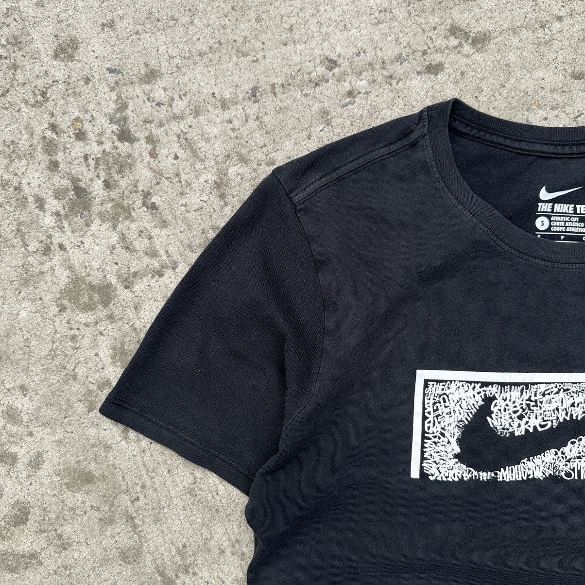 Nike Vintage Japanese Style Nike T-shirts Big Logo SK8 Size S Y2K Size US S / EU 44-46 / 1 - 4 Thumbnail