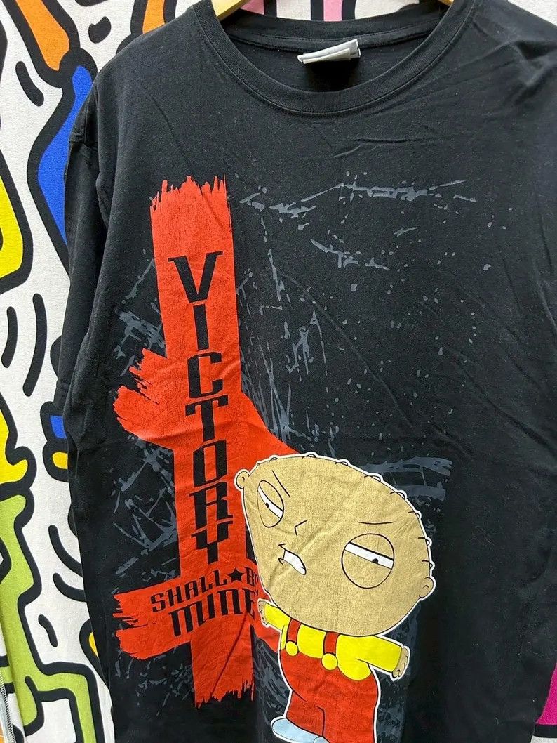 Vintage Vintage 2000s Family Guy tshirt size L Size US L / EU 52-54 / 3 - 1 Thumbnail
