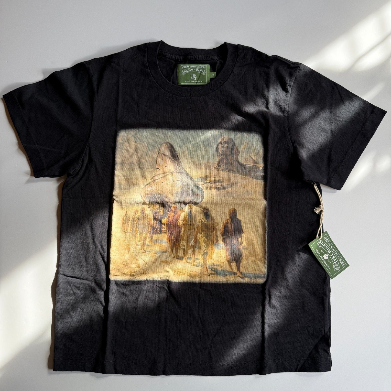 DENIM TEARS Denim Tears x The Met Flight Into Egypt Black T-Shirt Size US L / EU 52-54 / 3 - 1 Thumbnail