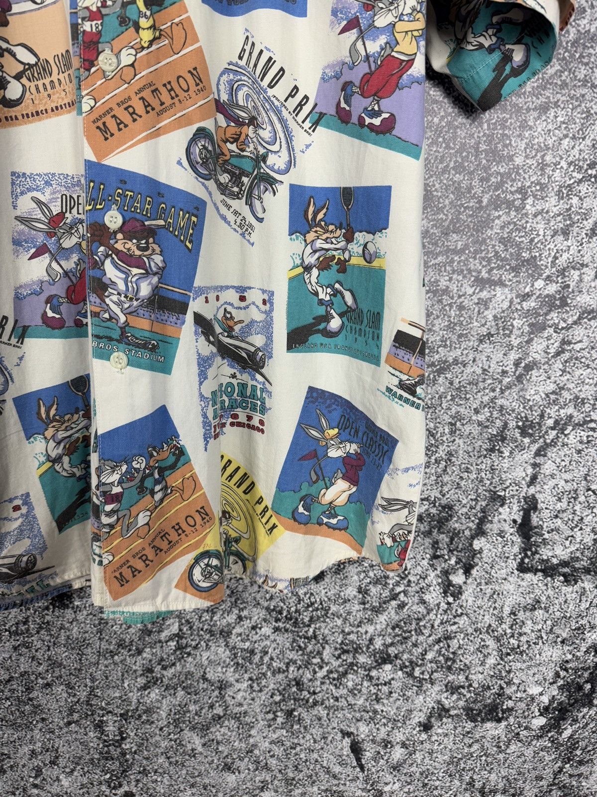 Warner Bros Rare Vintage 1993 Warner Bros Short Sleeve Shirt Bunny Taz Size US M / EU 48-50 / 2 - 5 Thumbnail
