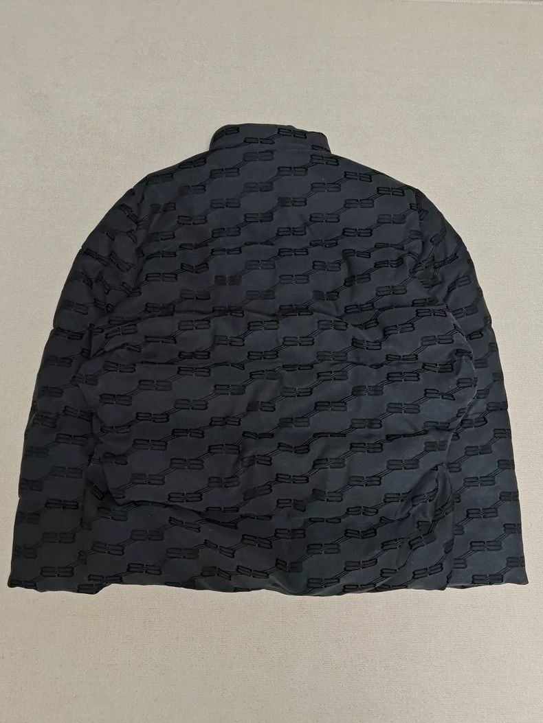 Balenciaga Balenciaga 23SsPuffer BB monogram limited edition cotton ja Size US S / EU 44-46 / 1 - 3 Thumbnail
