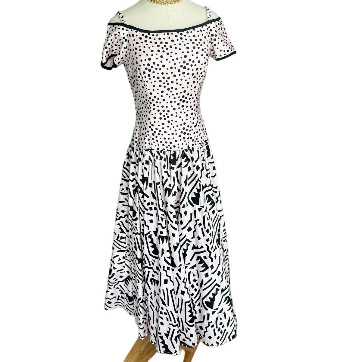 Vintage A.J. Bari vintage polkadot crinoline party dress size 6 Size M / US 6-8 / IT 42-44 - 6 Thumbnail
