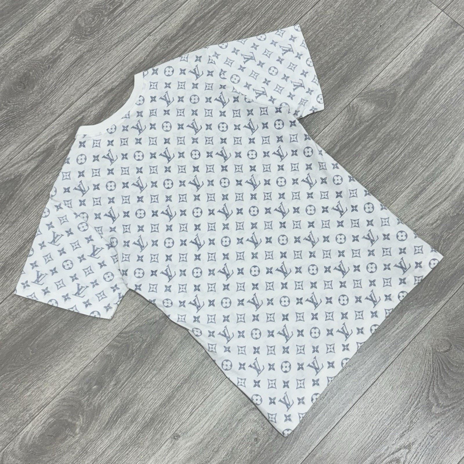 Louis Vuitton Louis Vuitton Chain Monogram Print ' White Blue ' VERY CLEAN Size US M / EU 48-50 / 2 - 7 Thumbnail