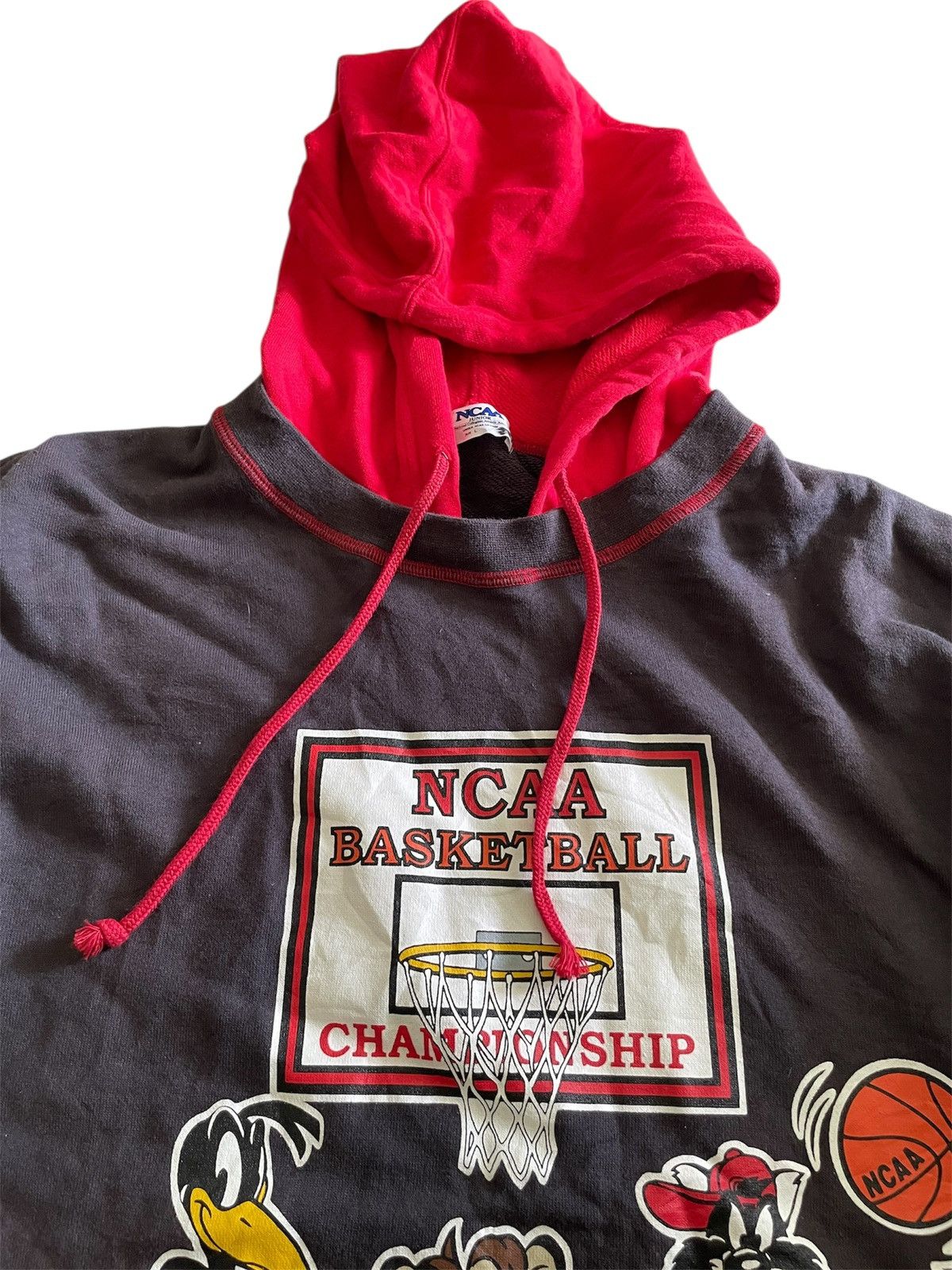 NCAA NCAA BASKETBALL CHAMPIONSHIP TAZMANIA HOODIES Size US L / EU 52-54 / 3 - 5 Thumbnail