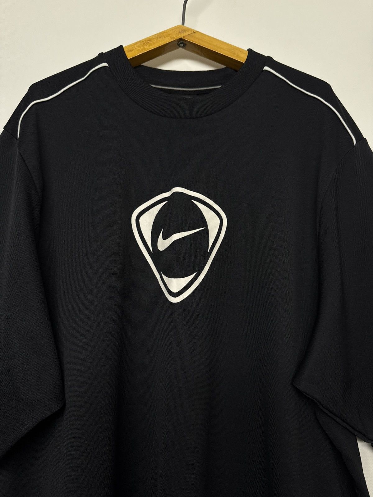 Nike Vintage Nike Football Template Big Logo Shirt Black Size US XL / EU 56 / 4 - 3 Thumbnail