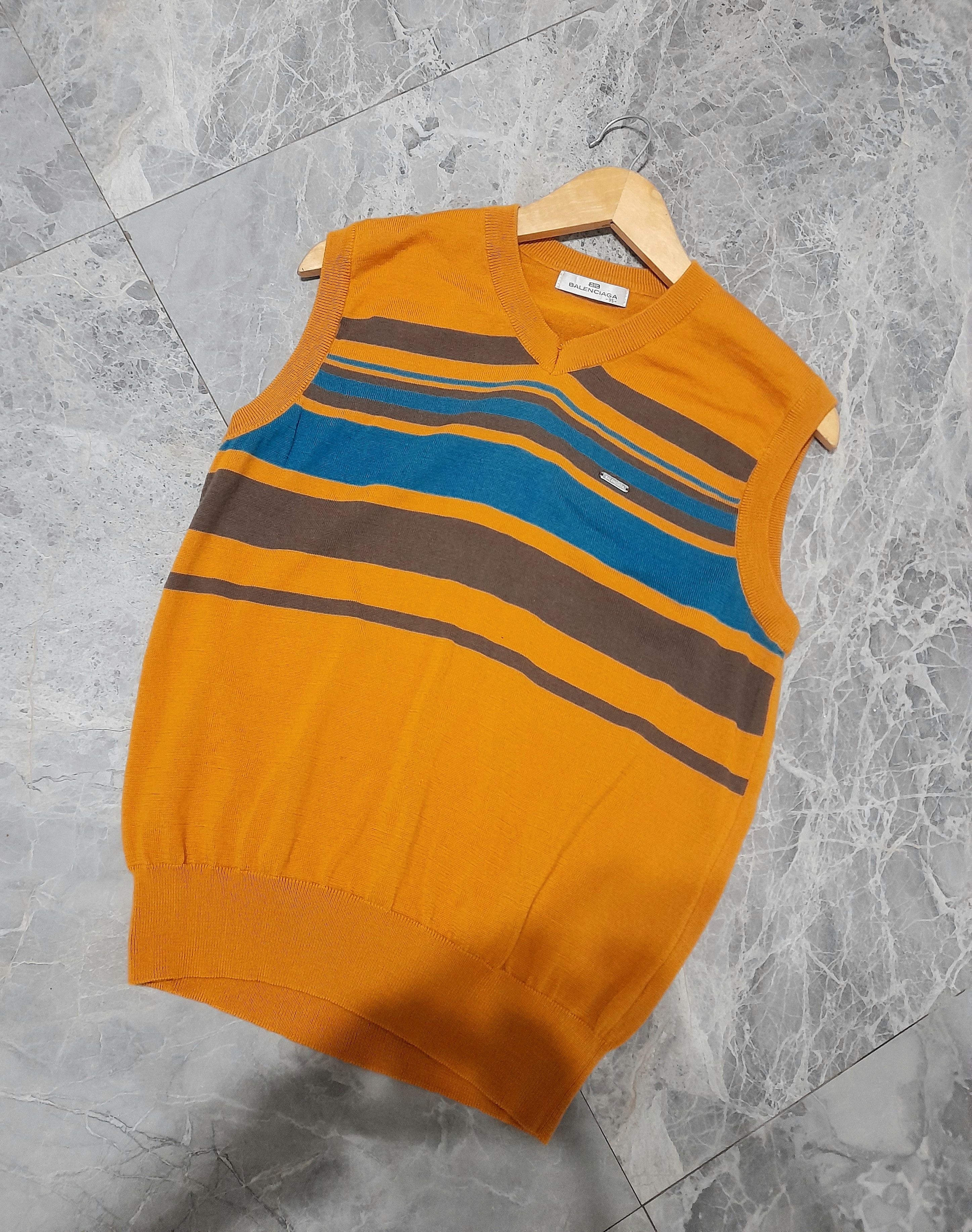 Balenciaga 💥mustard color💥 Balenciaga vest x balenciaga knitwear Size US S / EU 44-46 / 1 - 3 Thumbnail