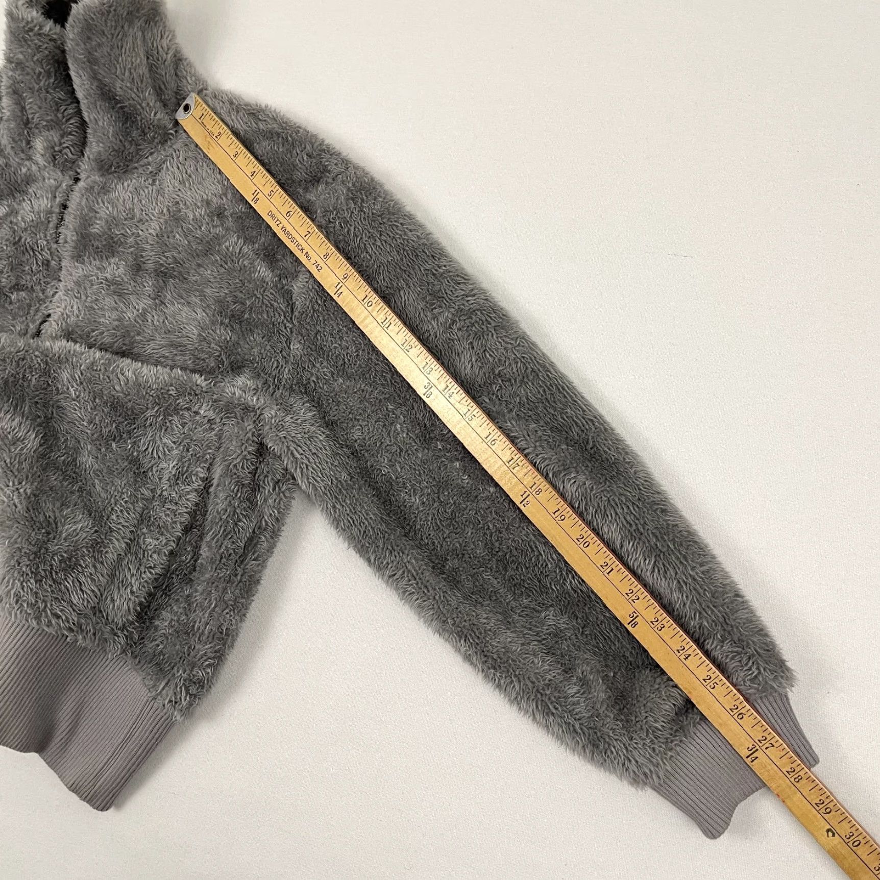 Varley Varley Duray Sherpa Pullover Womens Medium Gray Fleece Cozy Lounge Faux Sherling Size M / US 6-8 / IT 42-44 - 6 Thumbnail