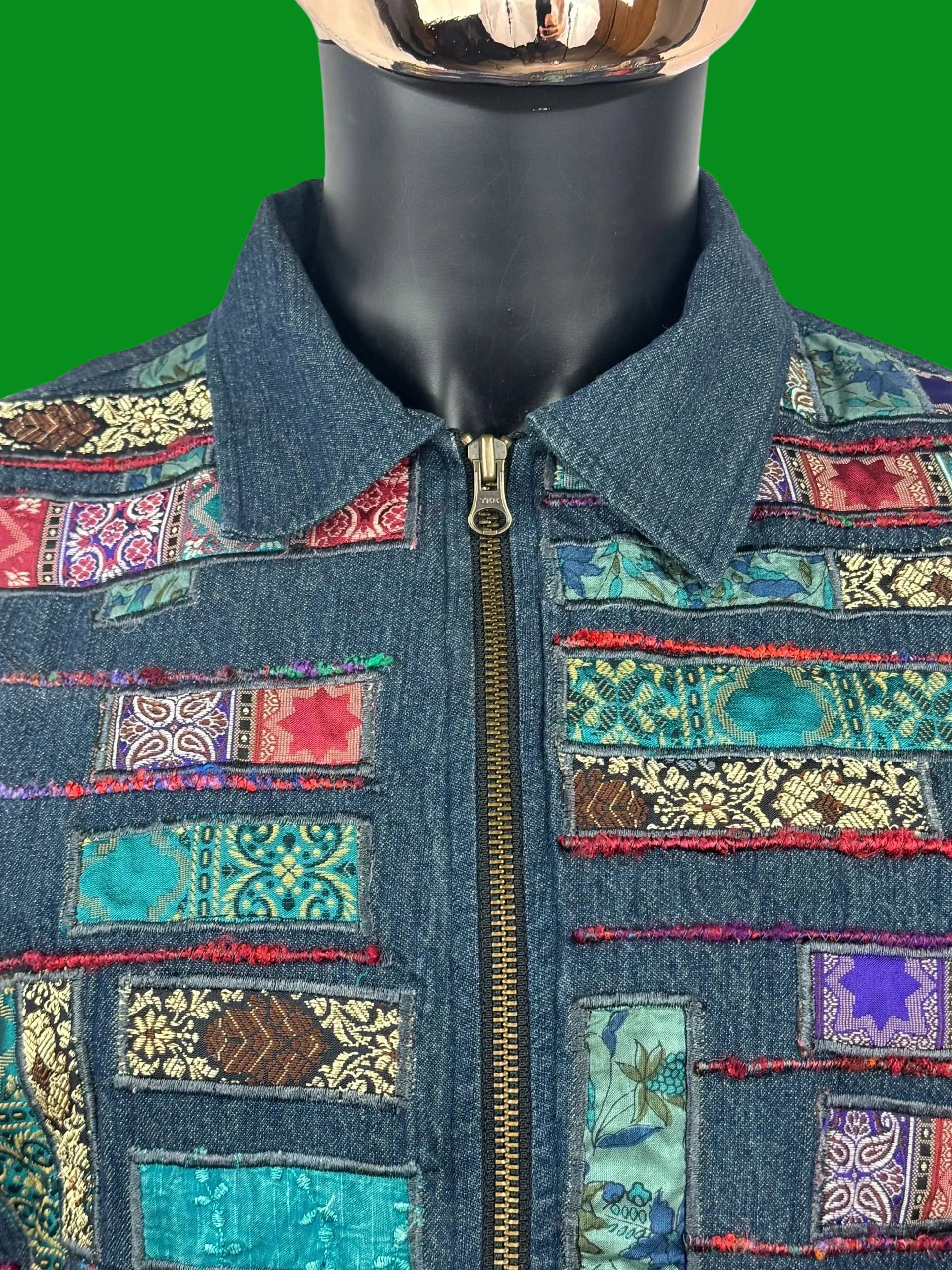 Coldwater Creek VTG Coldwater Creek Denim Vest w/ Brocade Patch & Embroidery Size M / US 6-8 / IT 42-44 - 3 Thumbnail
