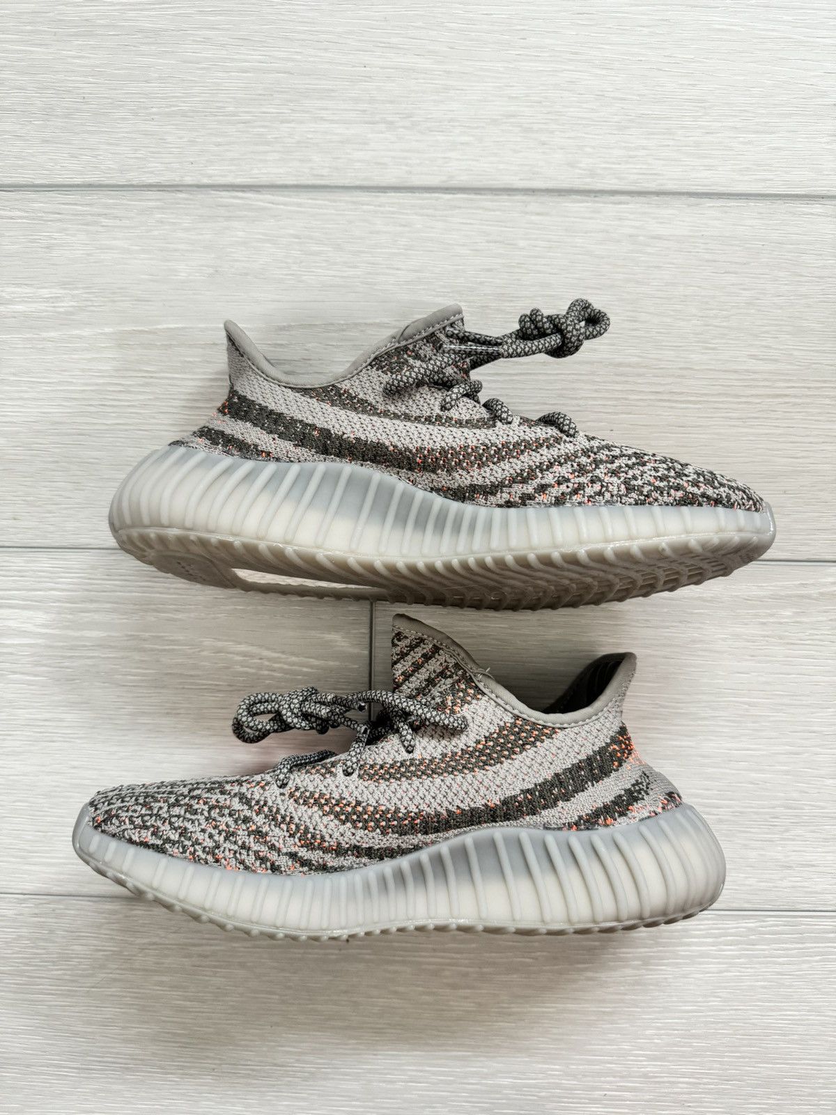Adidas × Yeezy Yeezy Boost 350 V2 Beluga Size US 7 / EU 40 - 1 Thumbnail