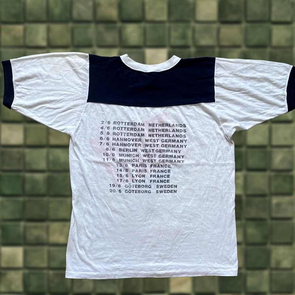 Vintage VINTAGE Rolling Stones T-Shirt Europe 1982 Concert Tour Medium White Men Band M Shirt Size US M / EU 48-50 / 2 - 1 Thumbnail