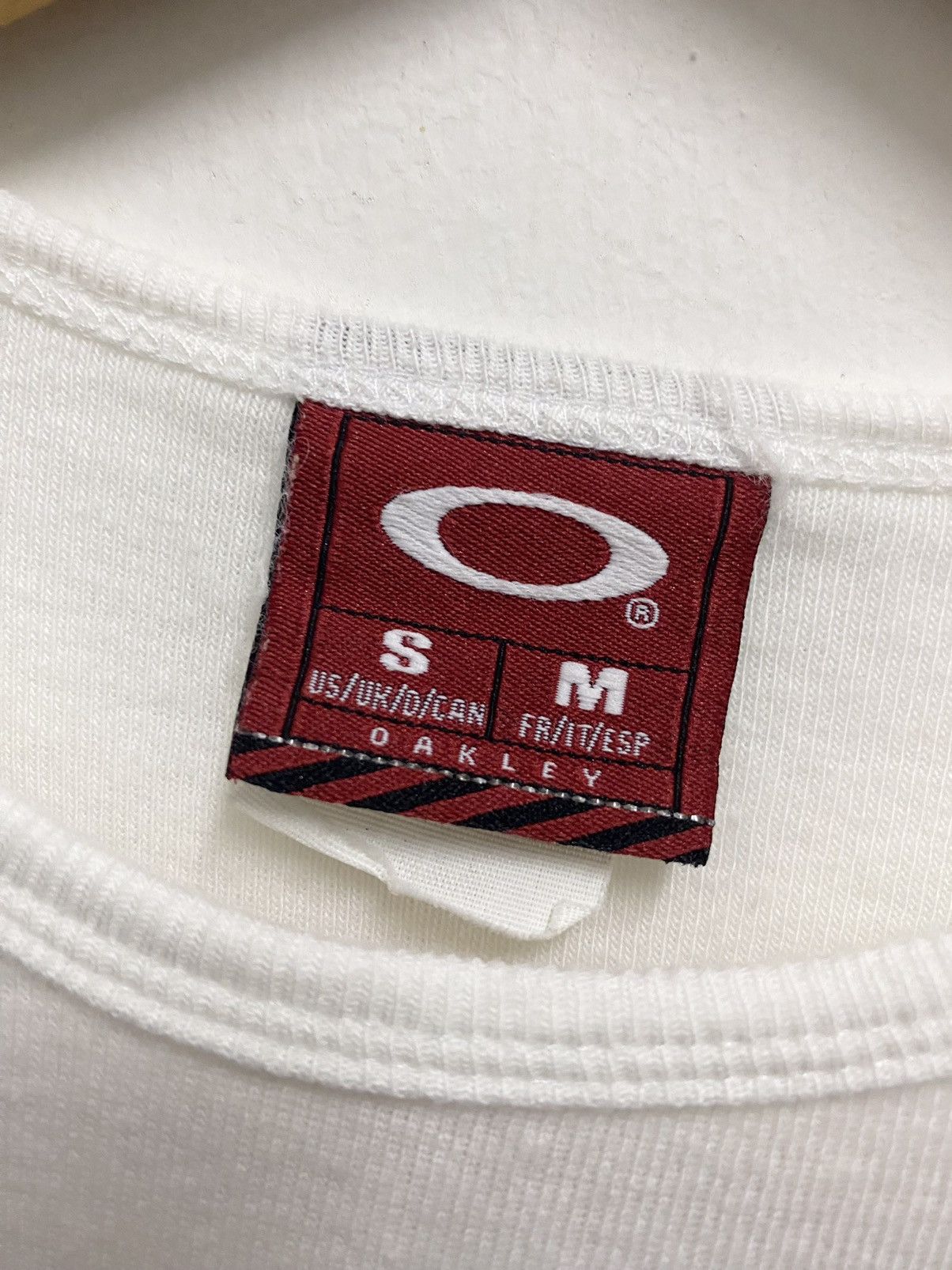 Oakley × Vintage 2000's Oakley Butterfly Crop Top T-Shirt Size S / US 4 / IT 40 - 7 Thumbnail